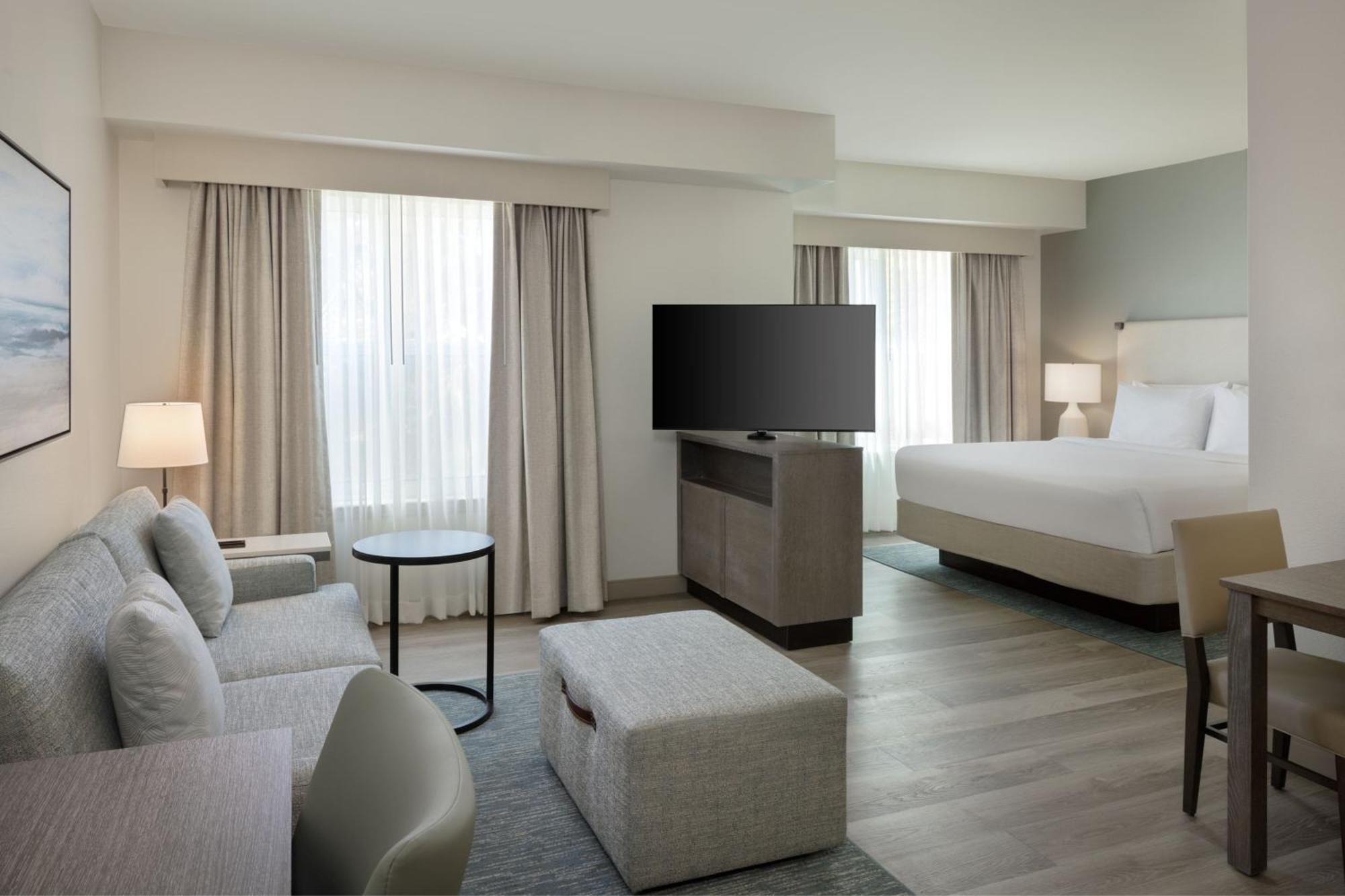 King Studio with Sofa Bed,1587503705:JPEG