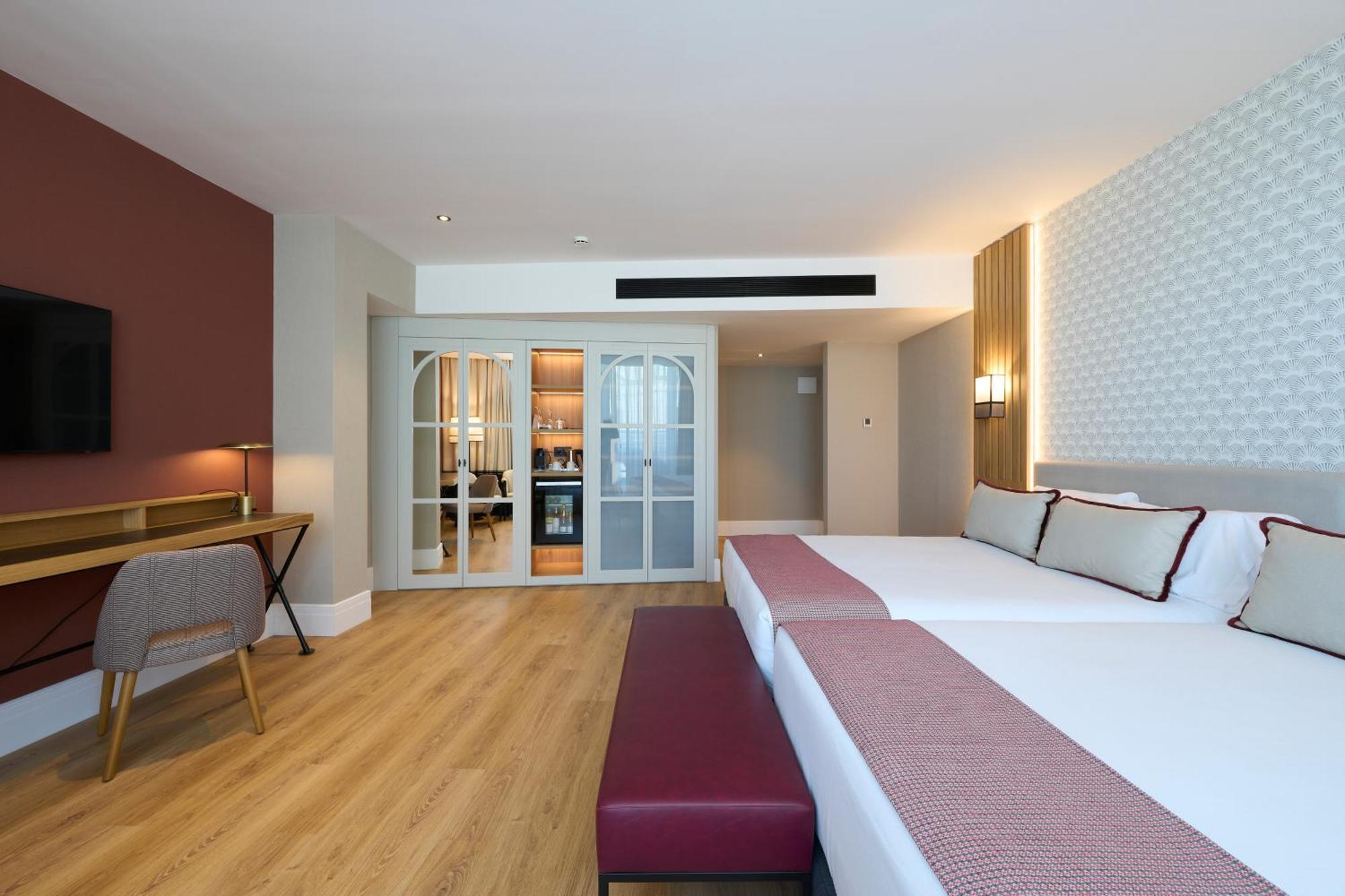 Premium Terrace The Vanguard Room