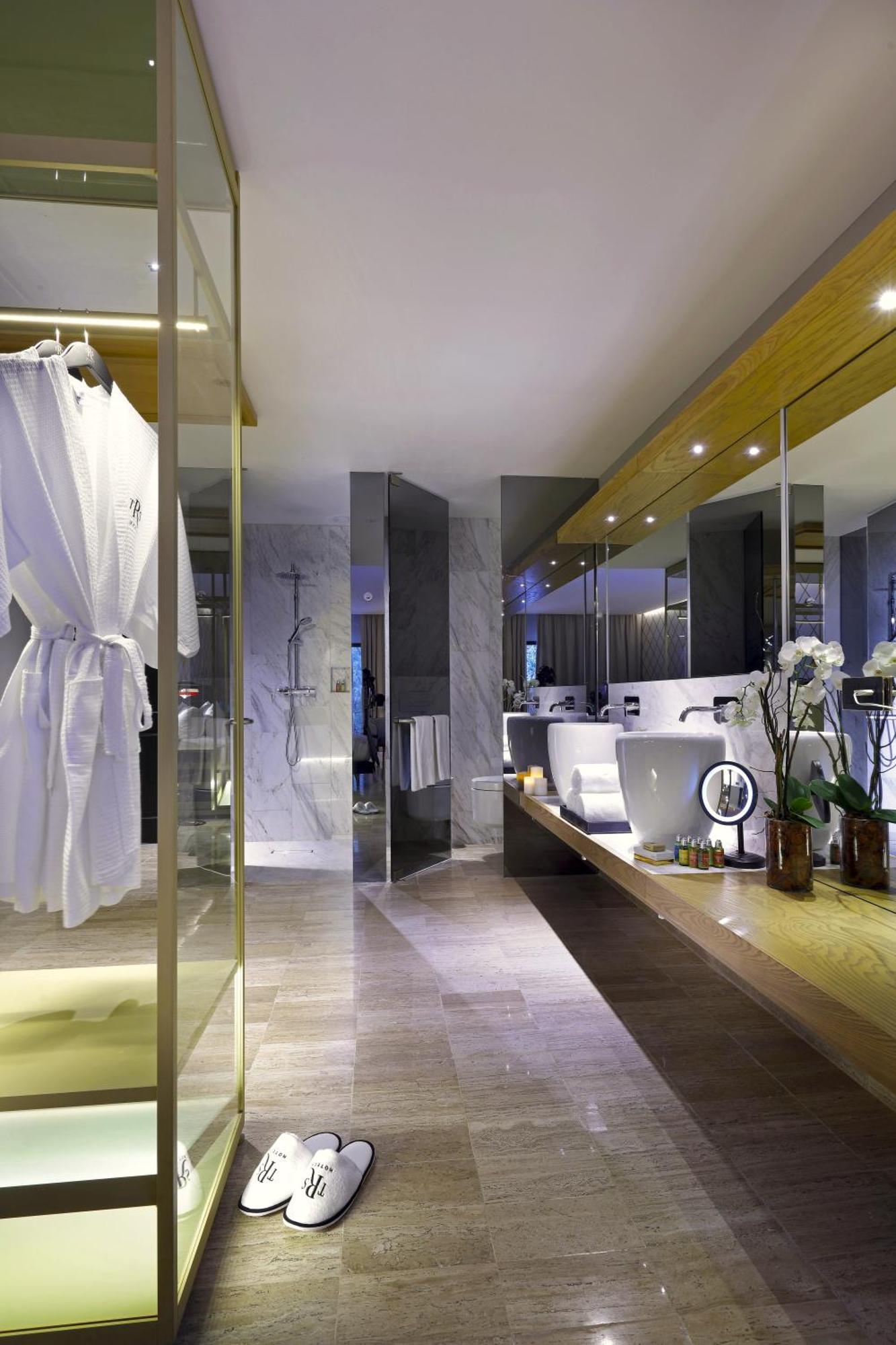Junior Suite Jacuzzi Terrace