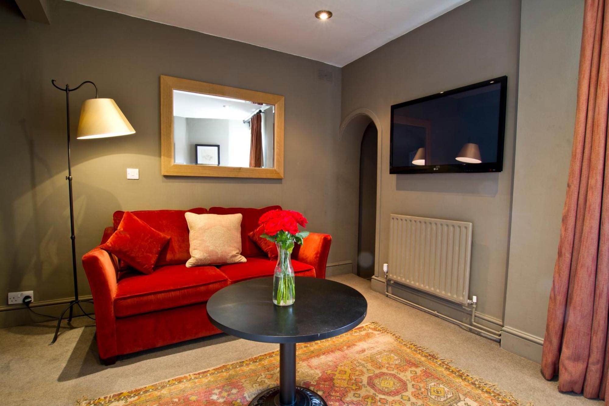 Executive Family Room