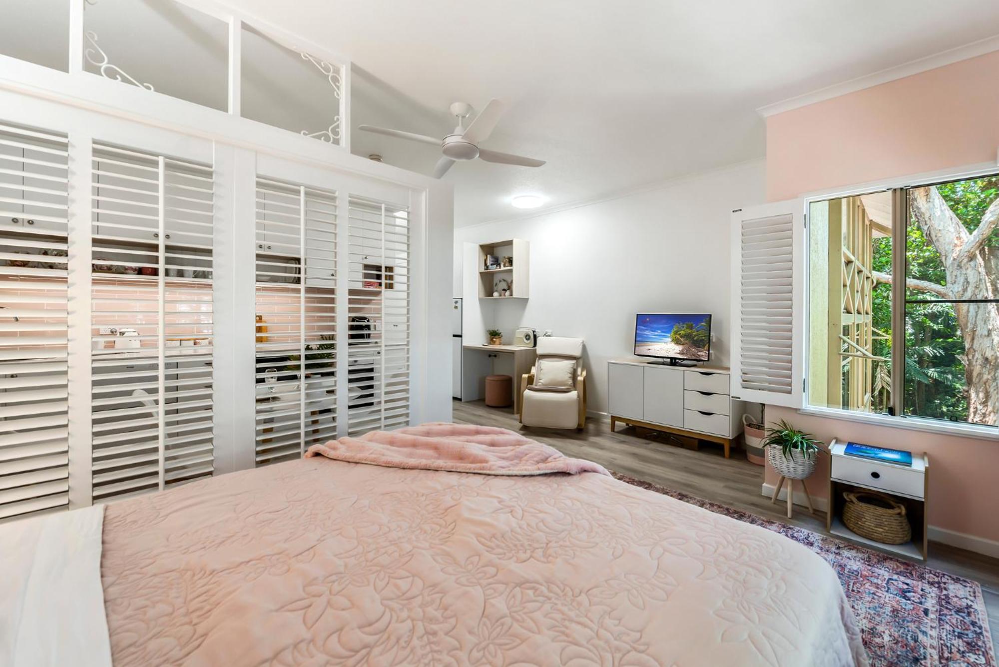 Orchid Suite
