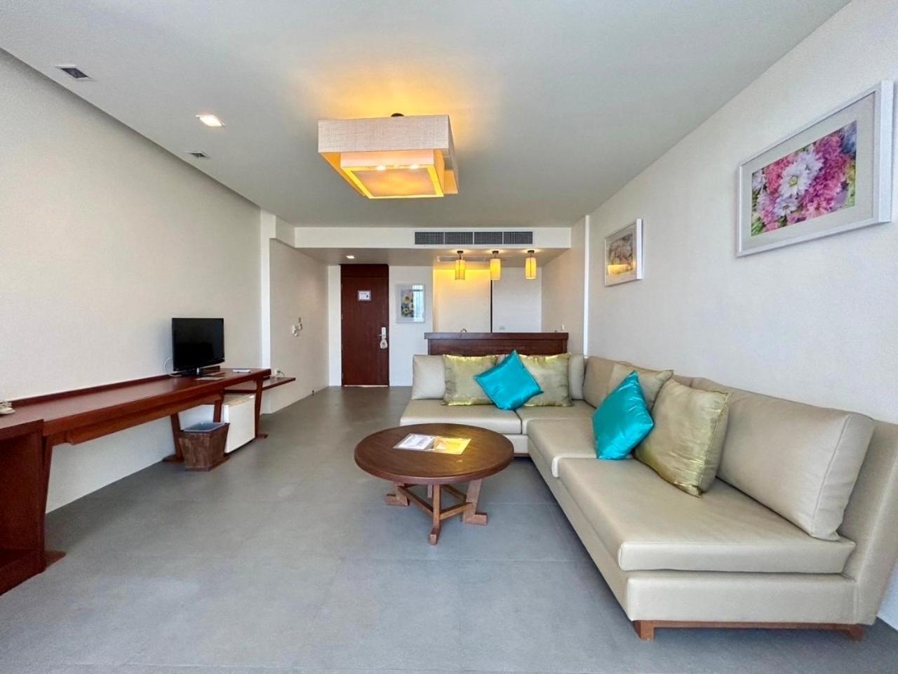 Two-Bedroom Suite