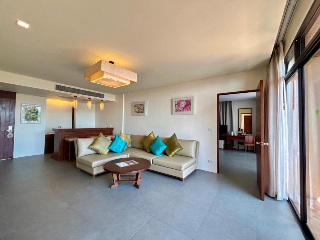 Two-Bedroom Suite