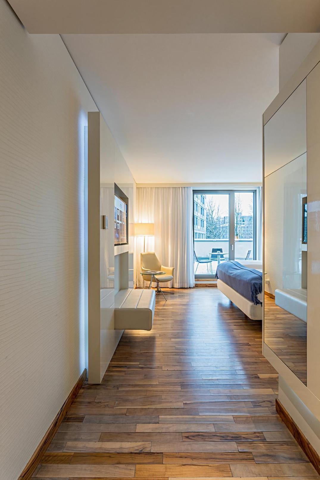 Deluxe Double or Twin Room Balcony