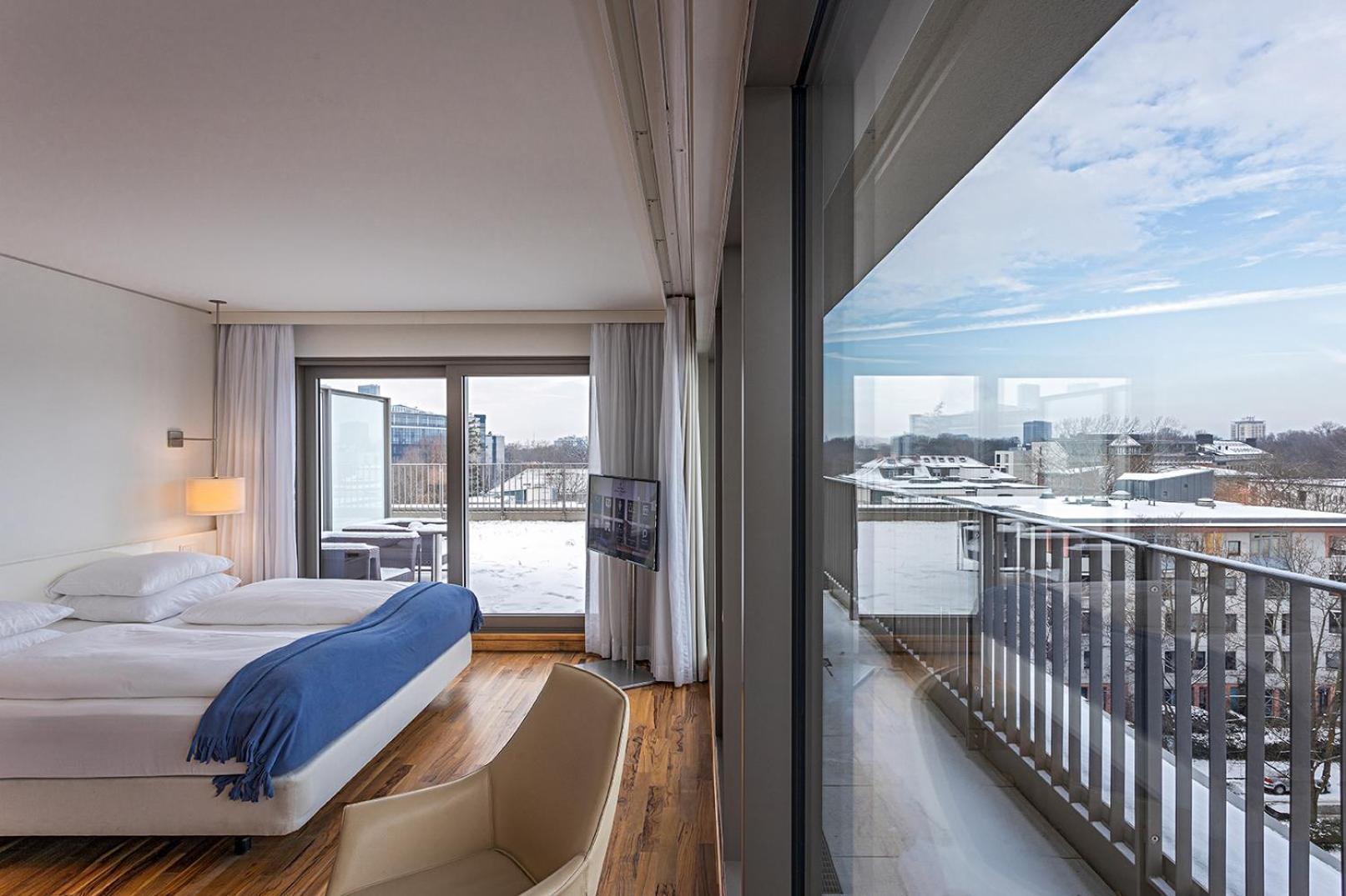Grand Deluxe Room