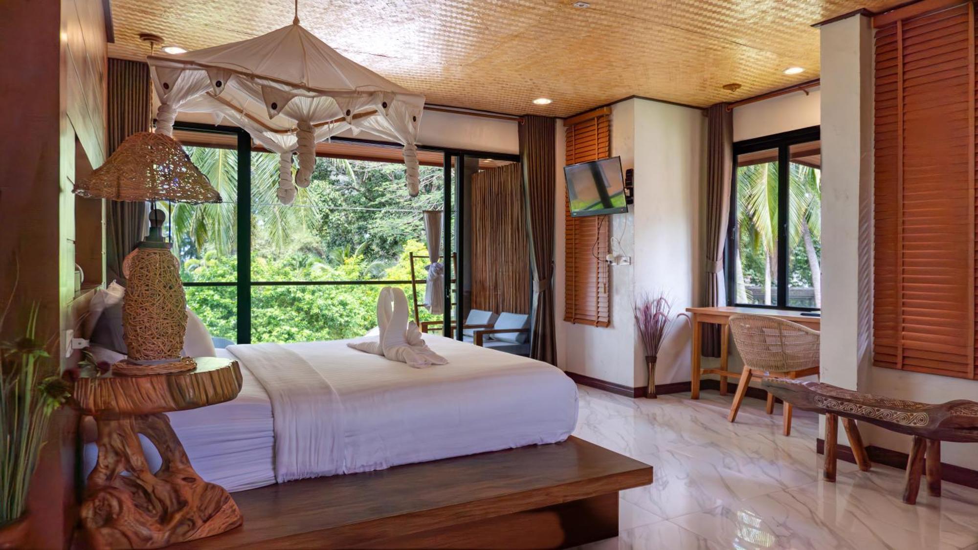Seaside Pavilion Deluxe Room