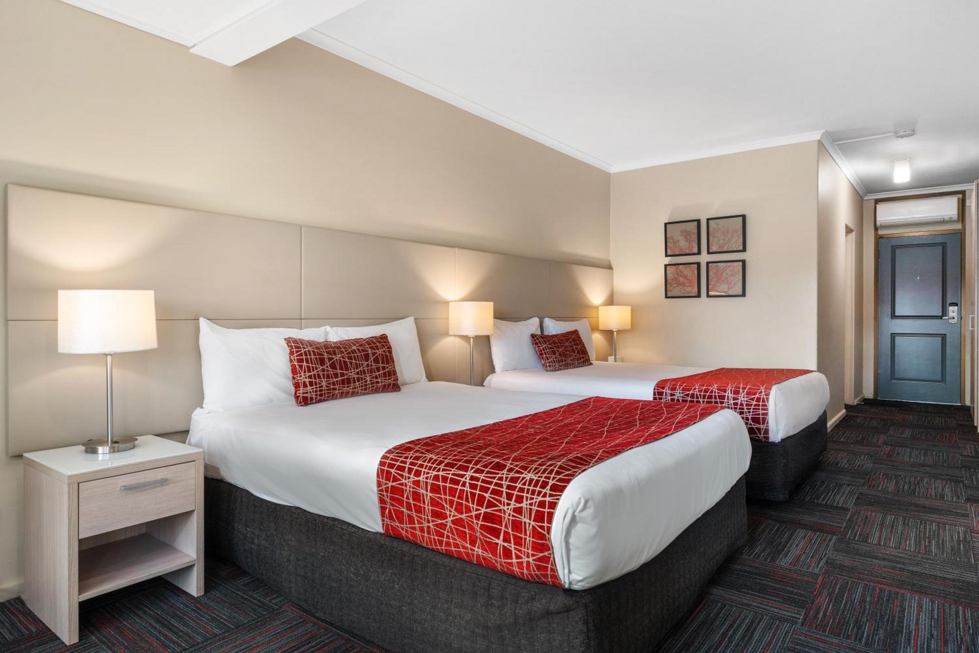 Queen Room Two Queen Beds Non-Smoking