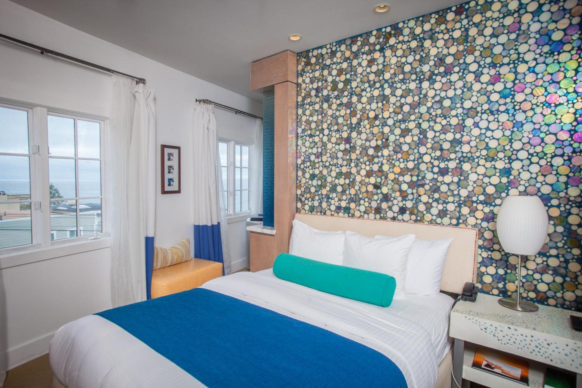 Surf Themed Queen Room