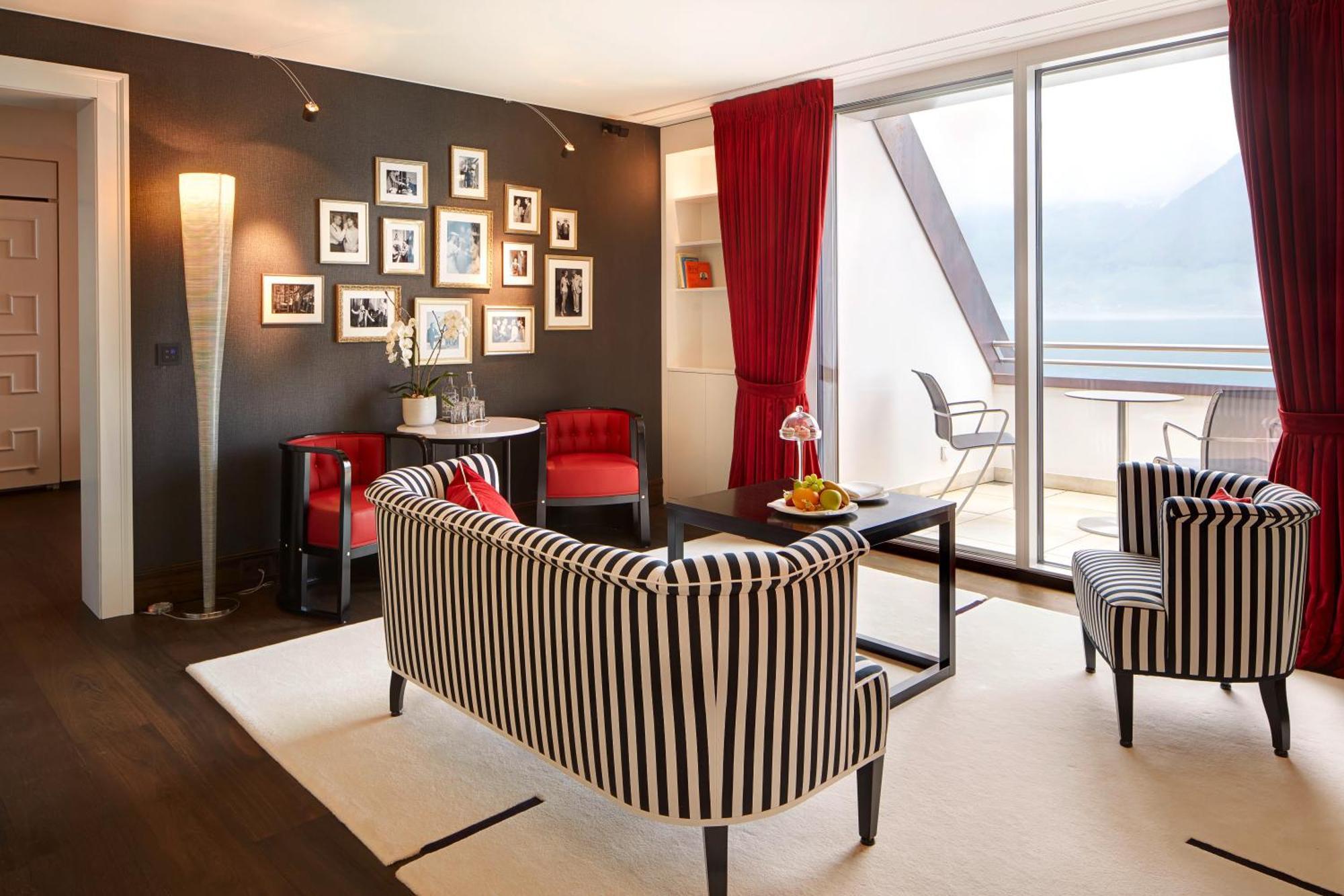 Deluxe Suite Lake View