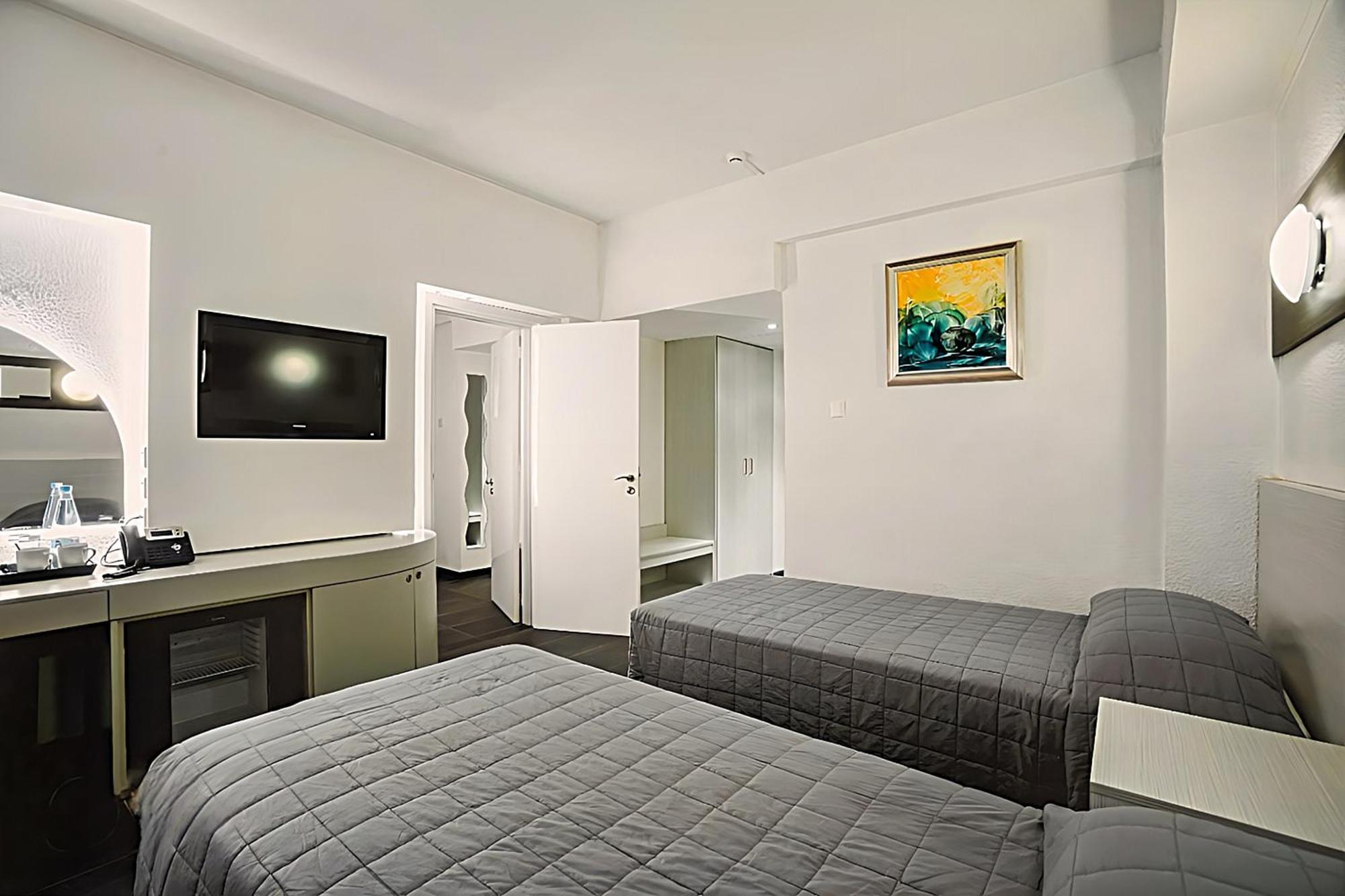 Family Interconnecting Room Balcony