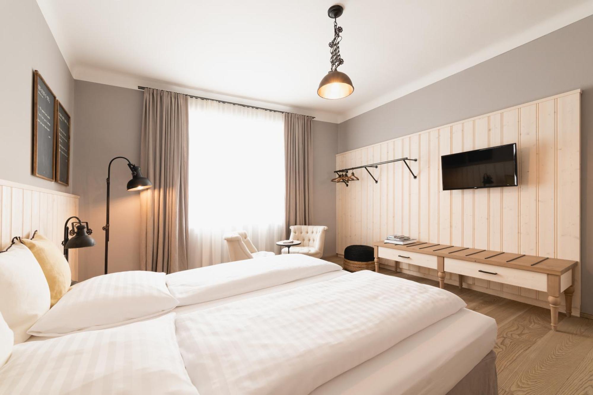 Superior Signature Double Room
