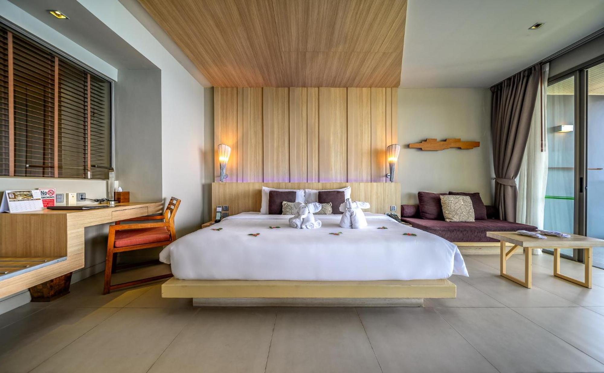 Grand Deluxe Double or Twin Room Sea View