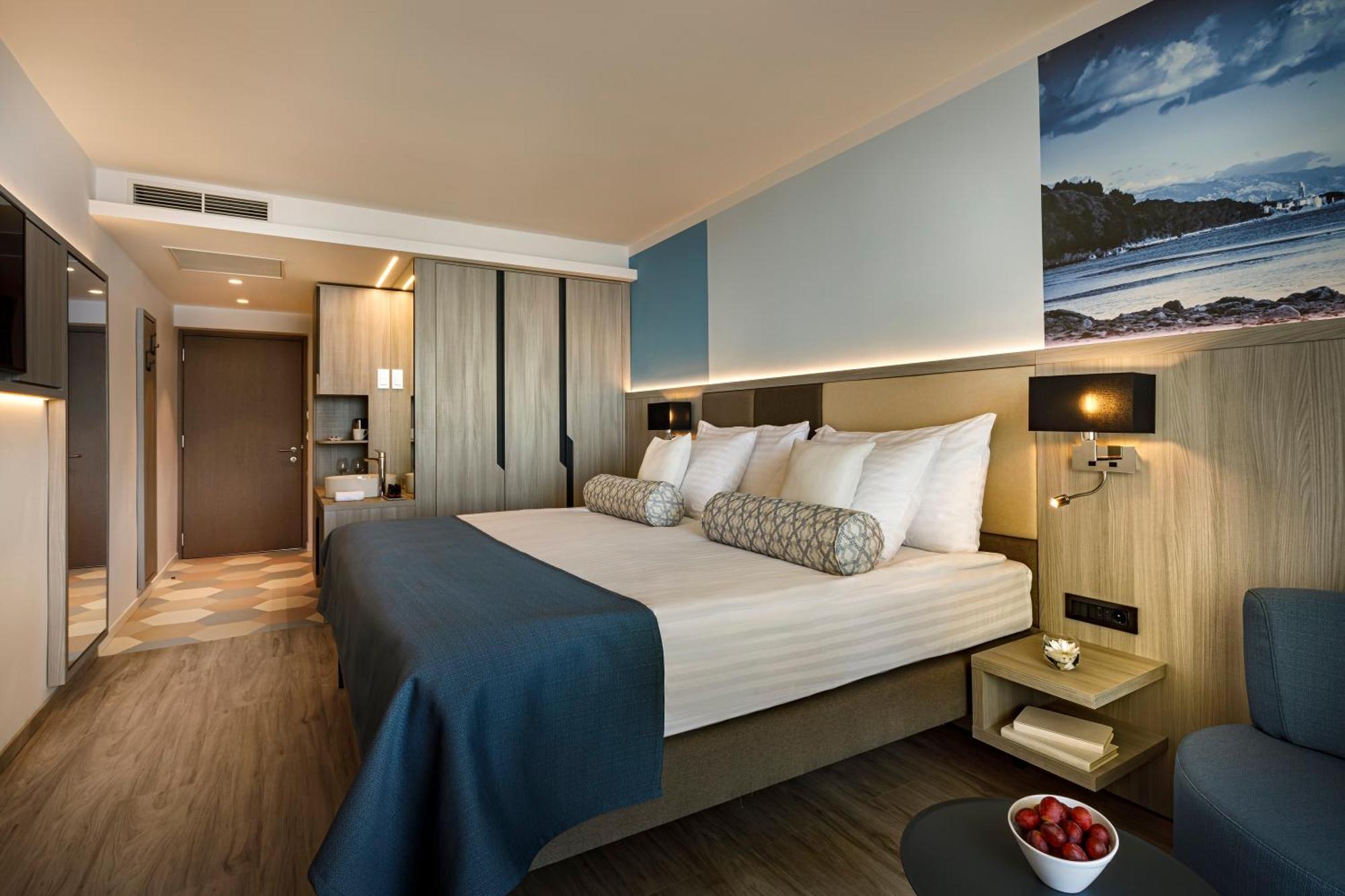 Superior Room 2 Hotel