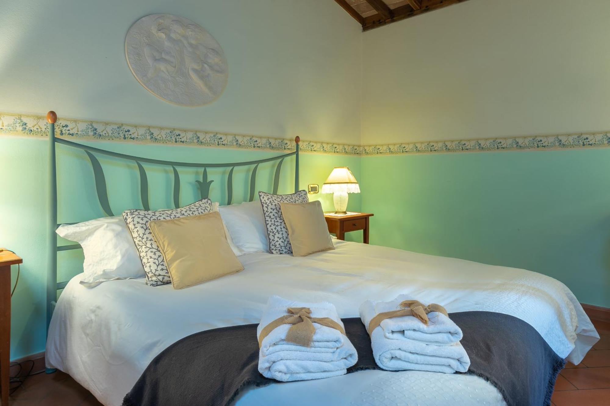 Classic Double Room