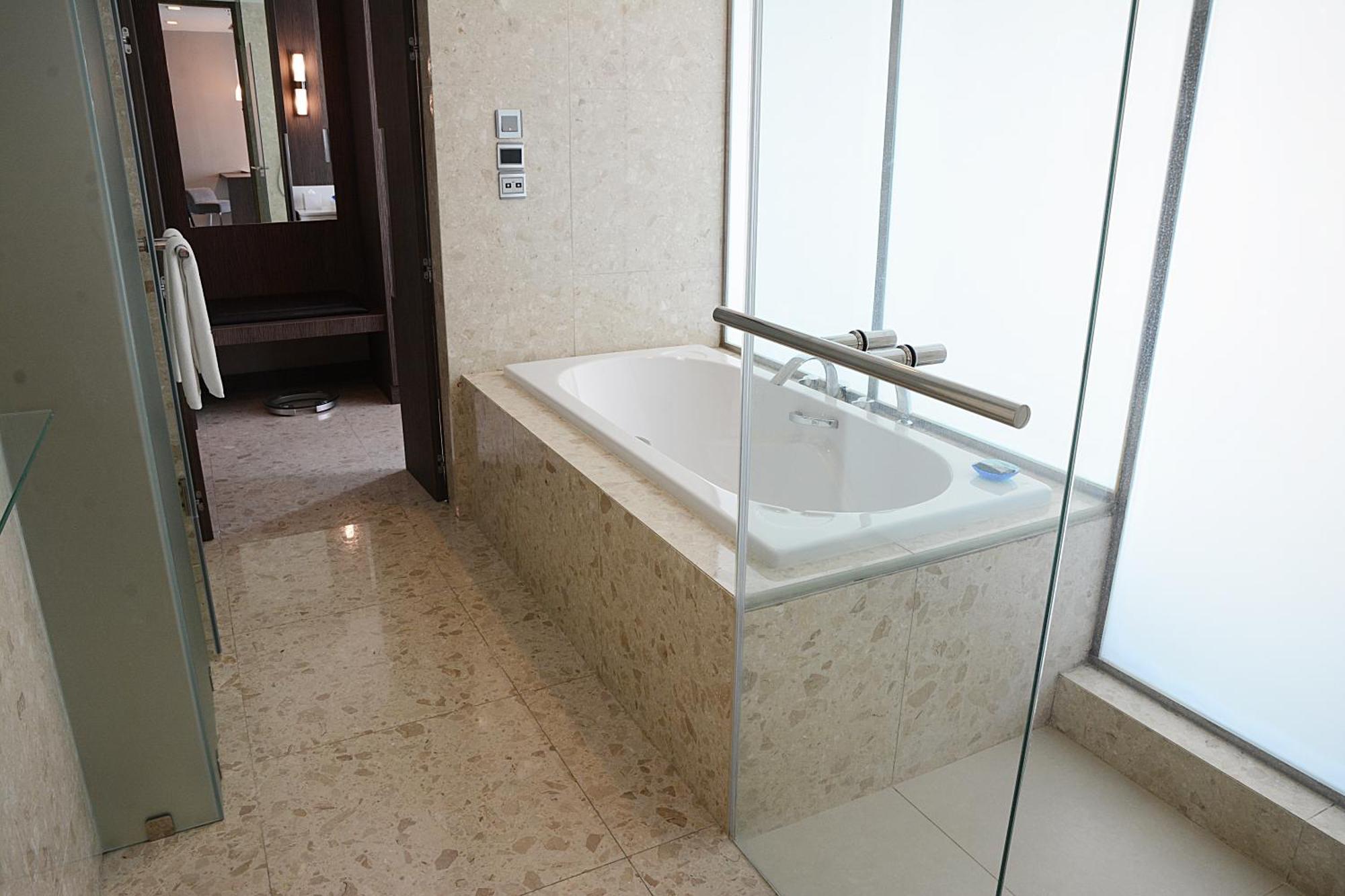 Premier Suite