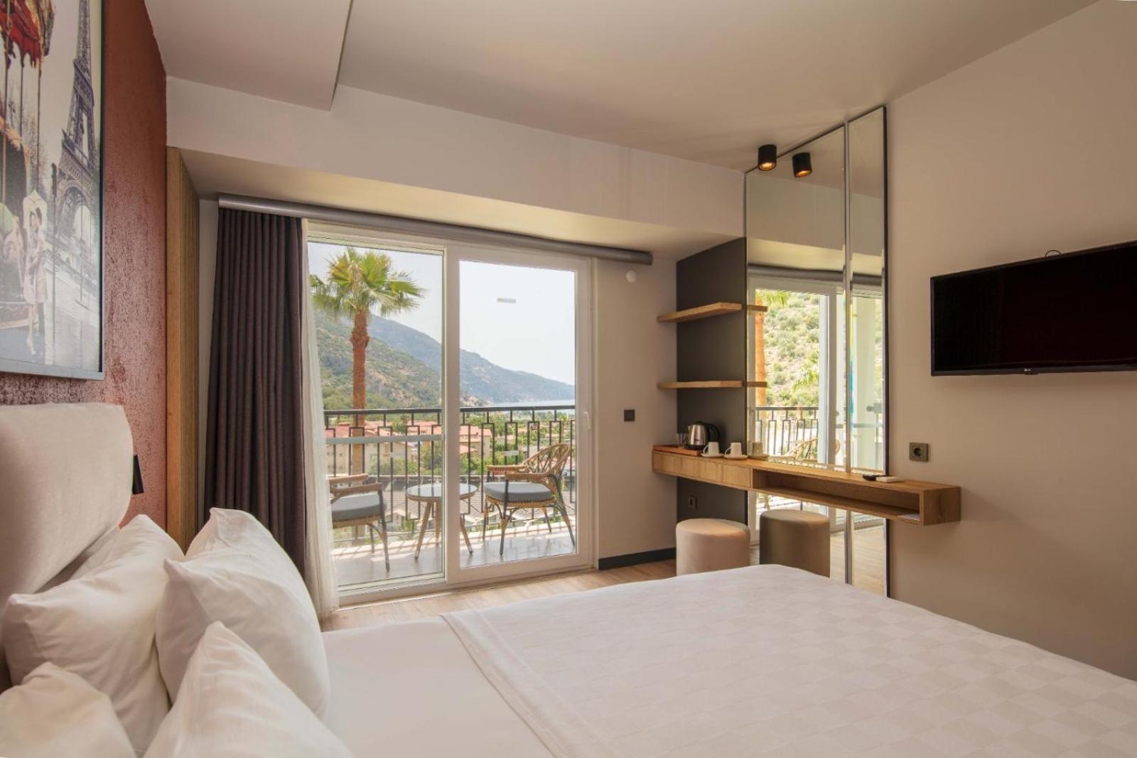 Superior Double or Twin Room Sea View