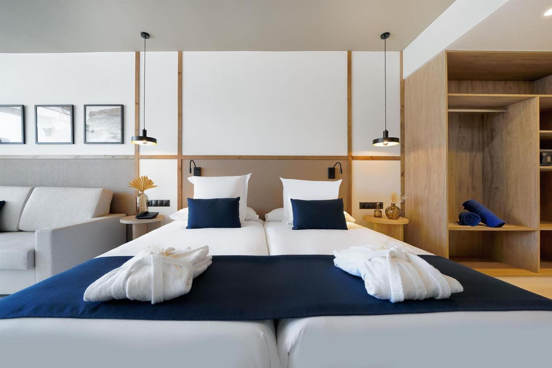 Junior Suite,1416676443:JPEG