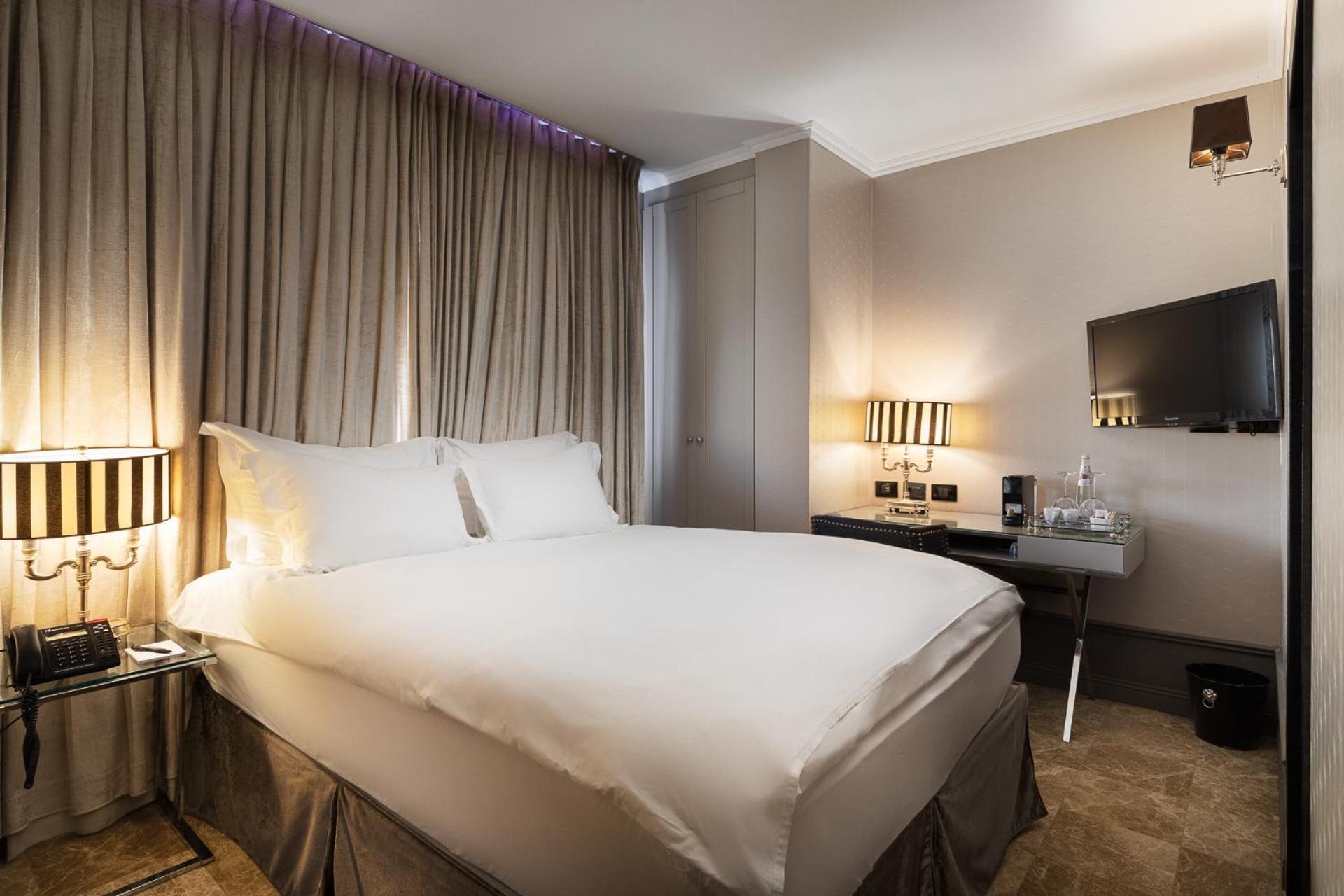 Junior Single Room