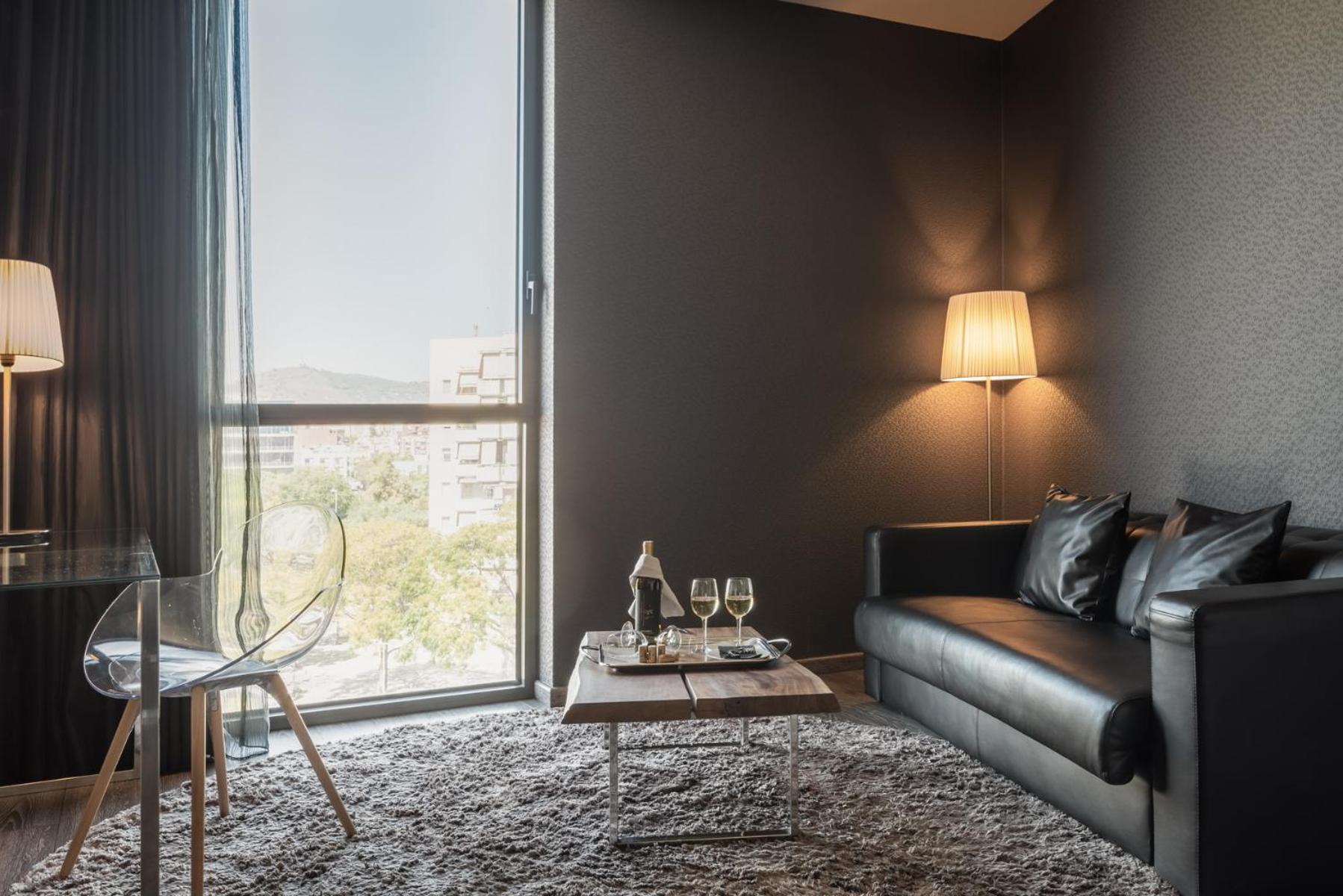 Junior Suite,1589580192:JPEG