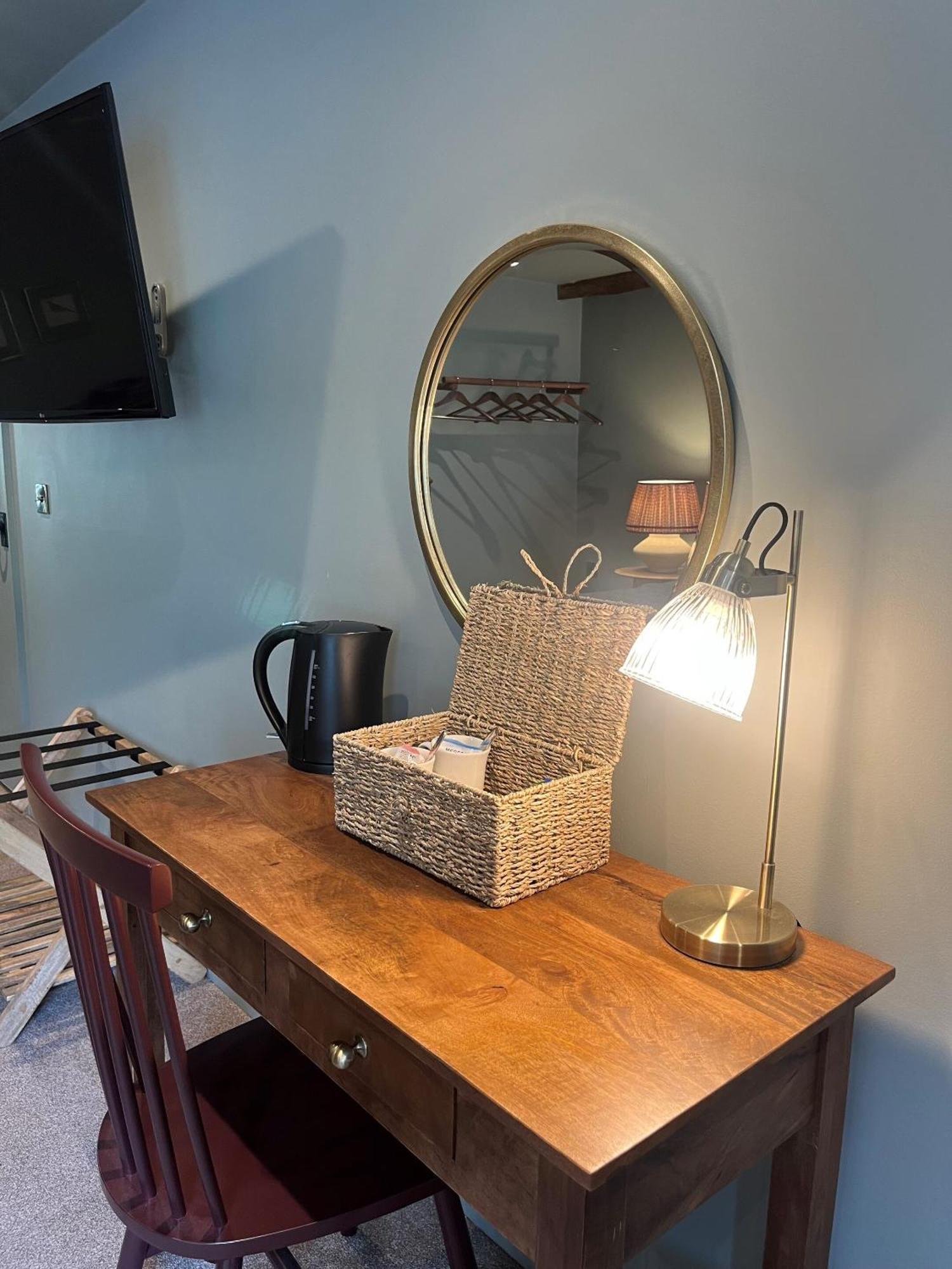 Twin Room with Private Bathroom