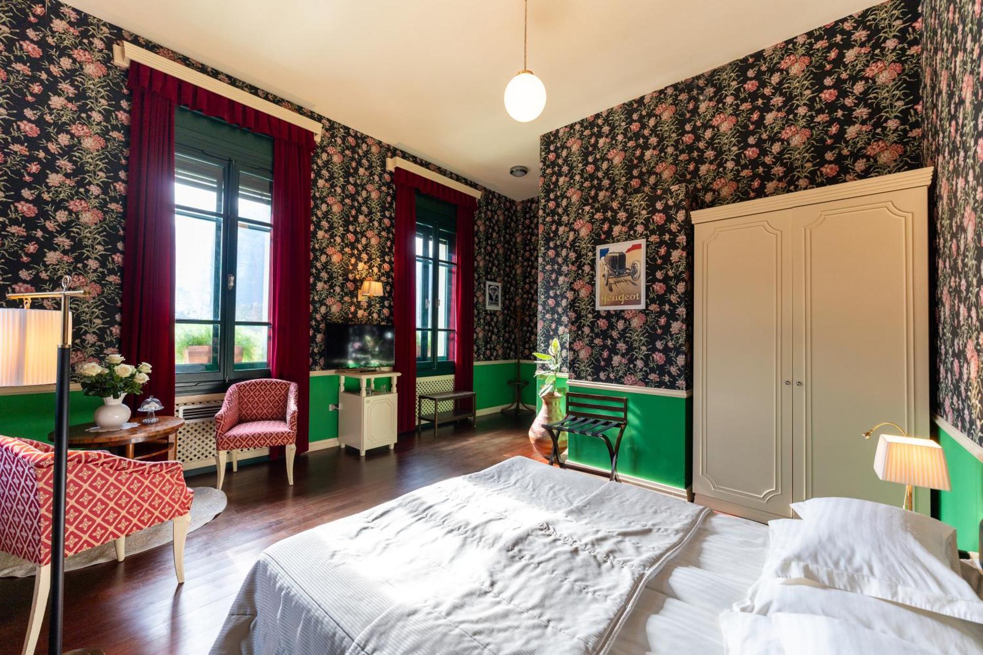 Superior Double Room,1591497376:JPEG
