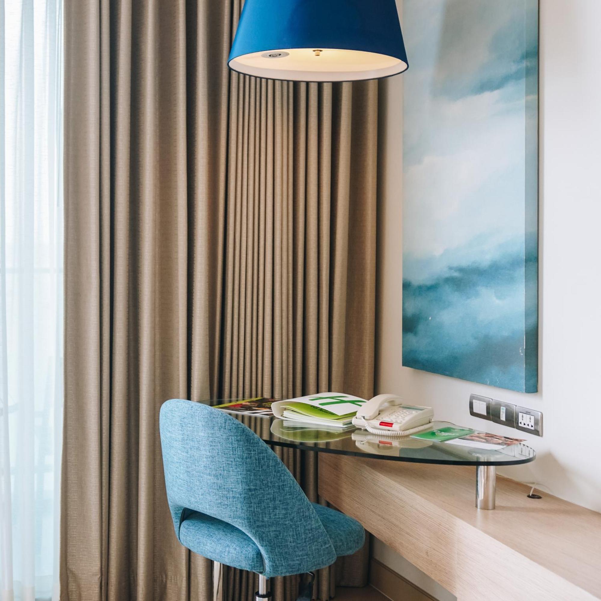 Standard King Room Executive Tower