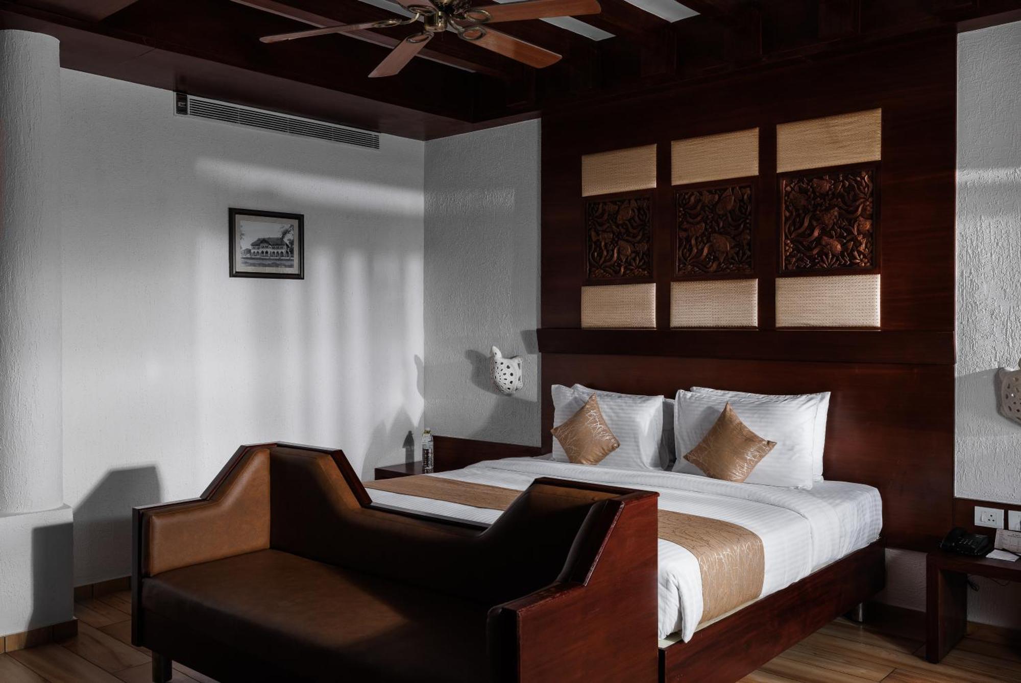 Arabian Sea View Room