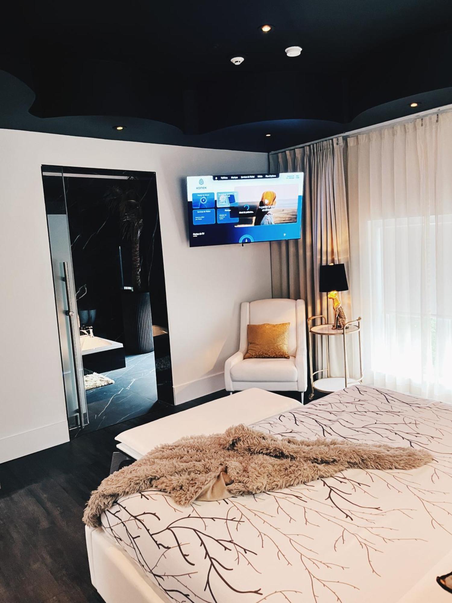 Penthouse Suite