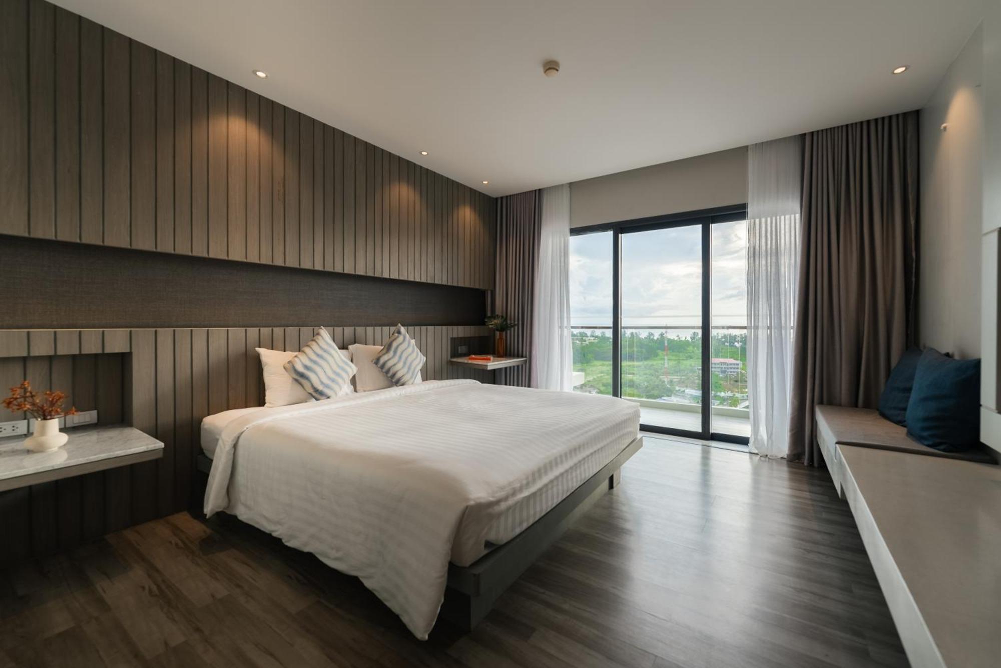 Double or Twin Room Sea View