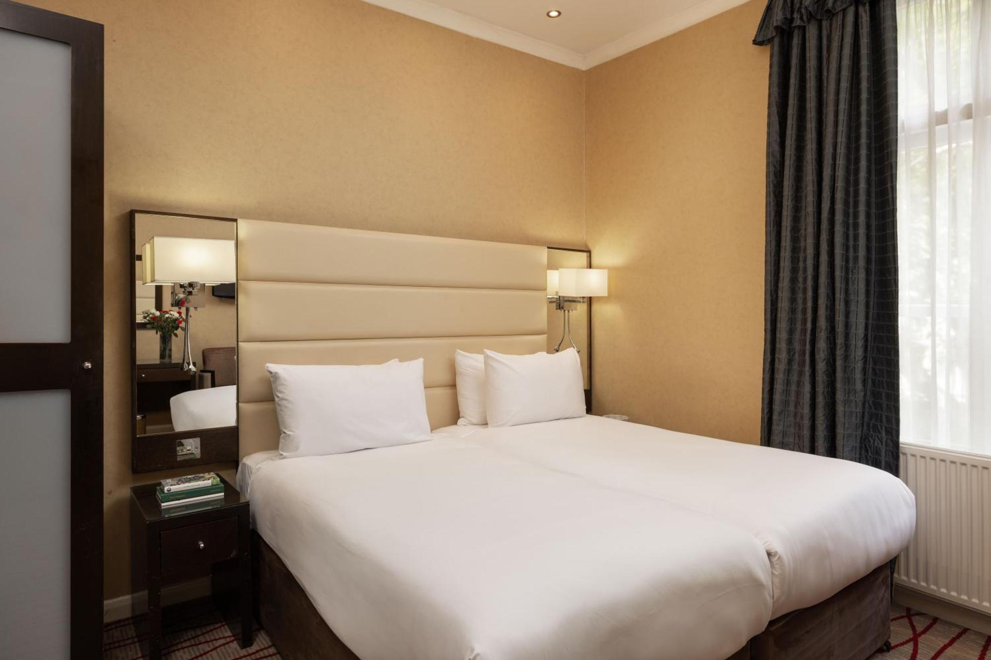 Deluxe Twin Room,1597541616:JPEG