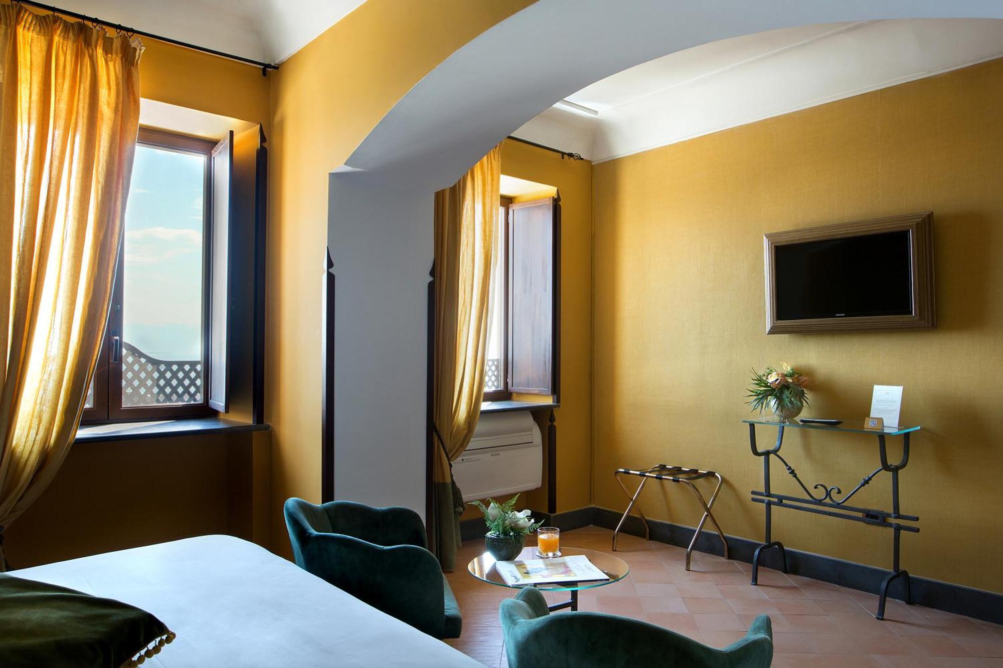Superior Double or Twin Room Sea View
