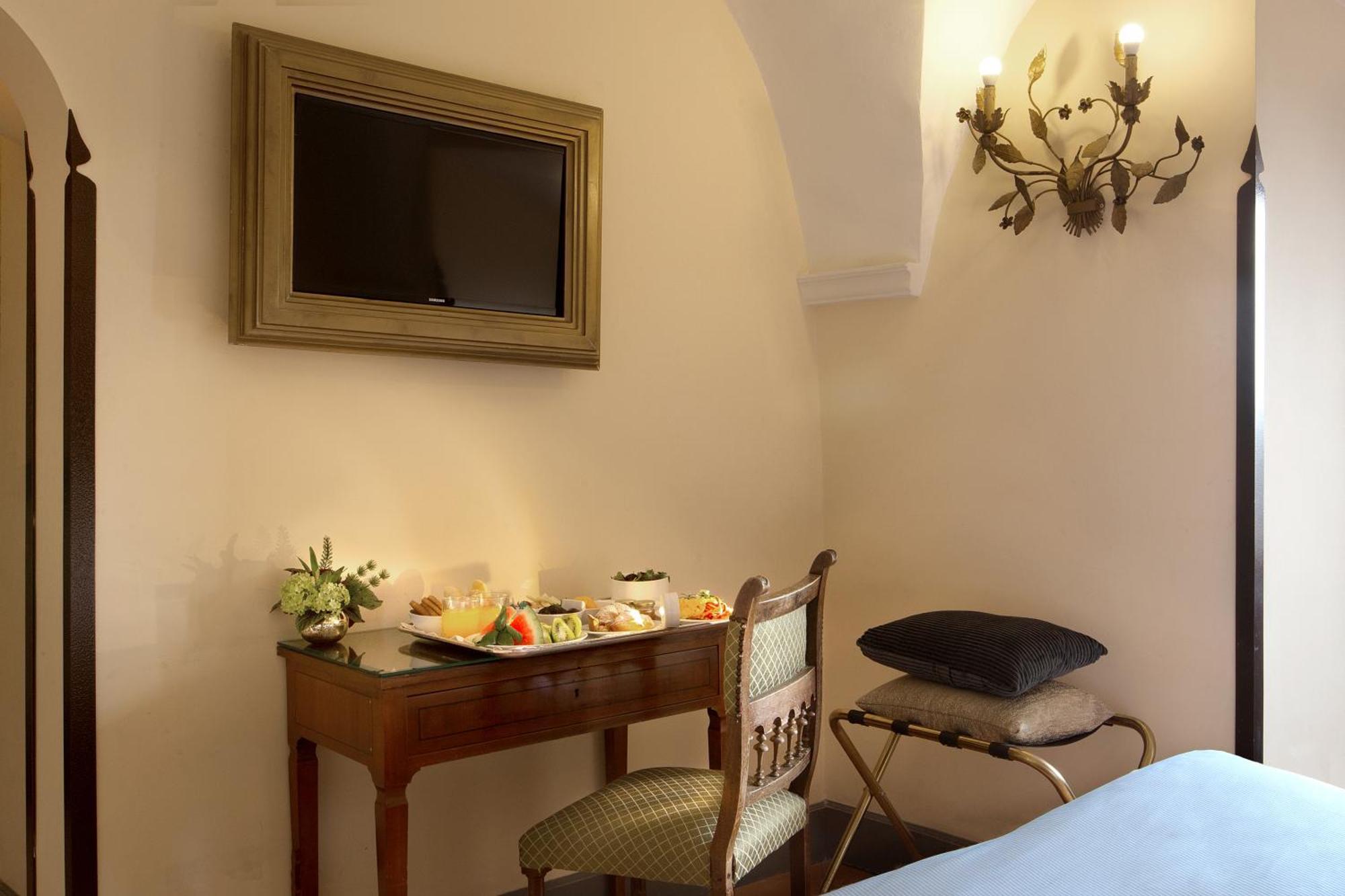 Classic Double or Twin Room Sea View