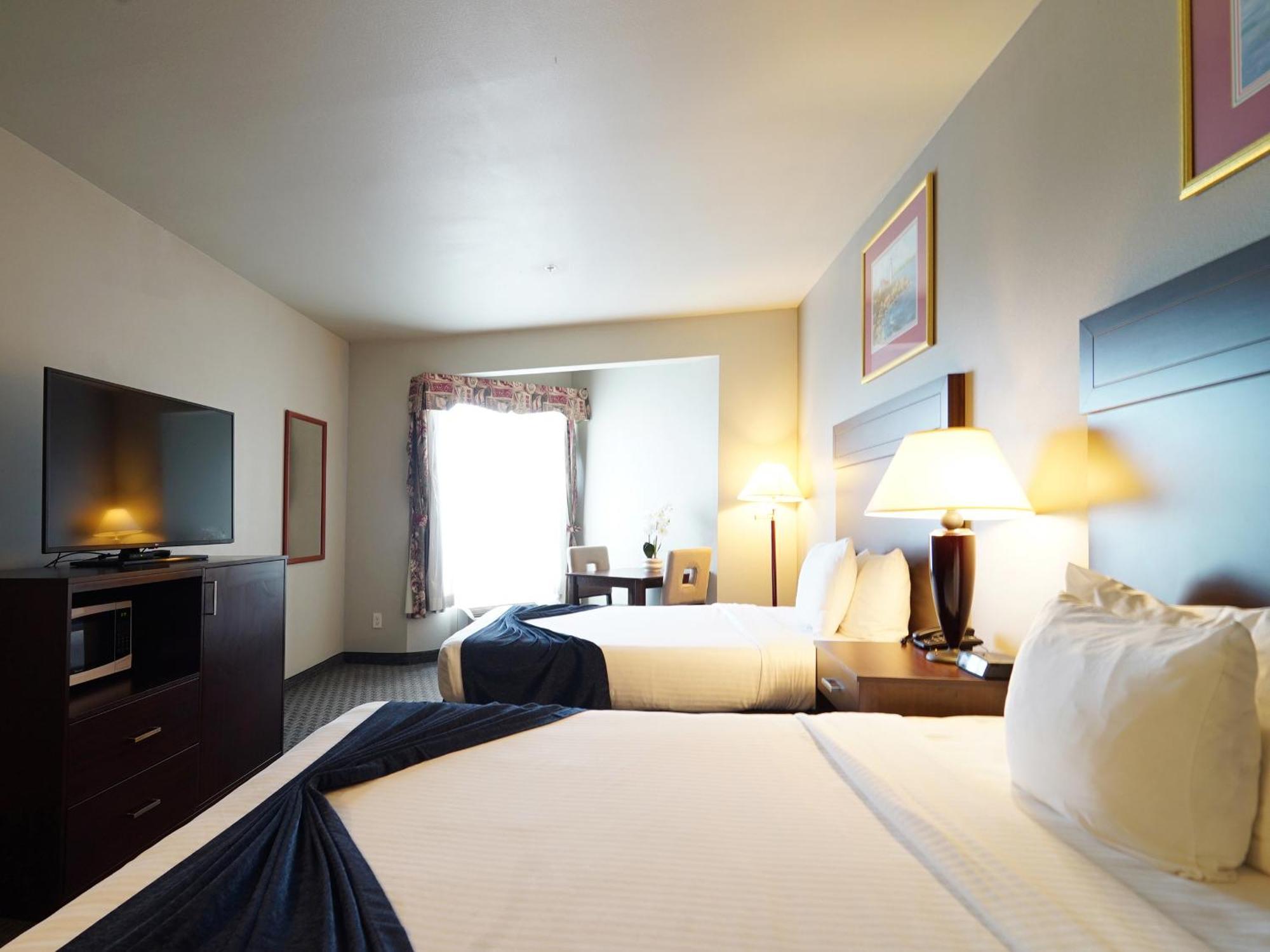 Queen Room Two Queen Beds