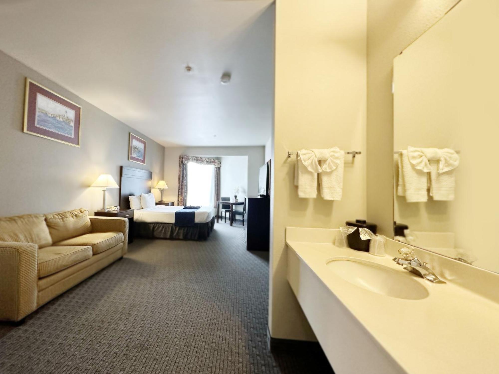 Queen Room
