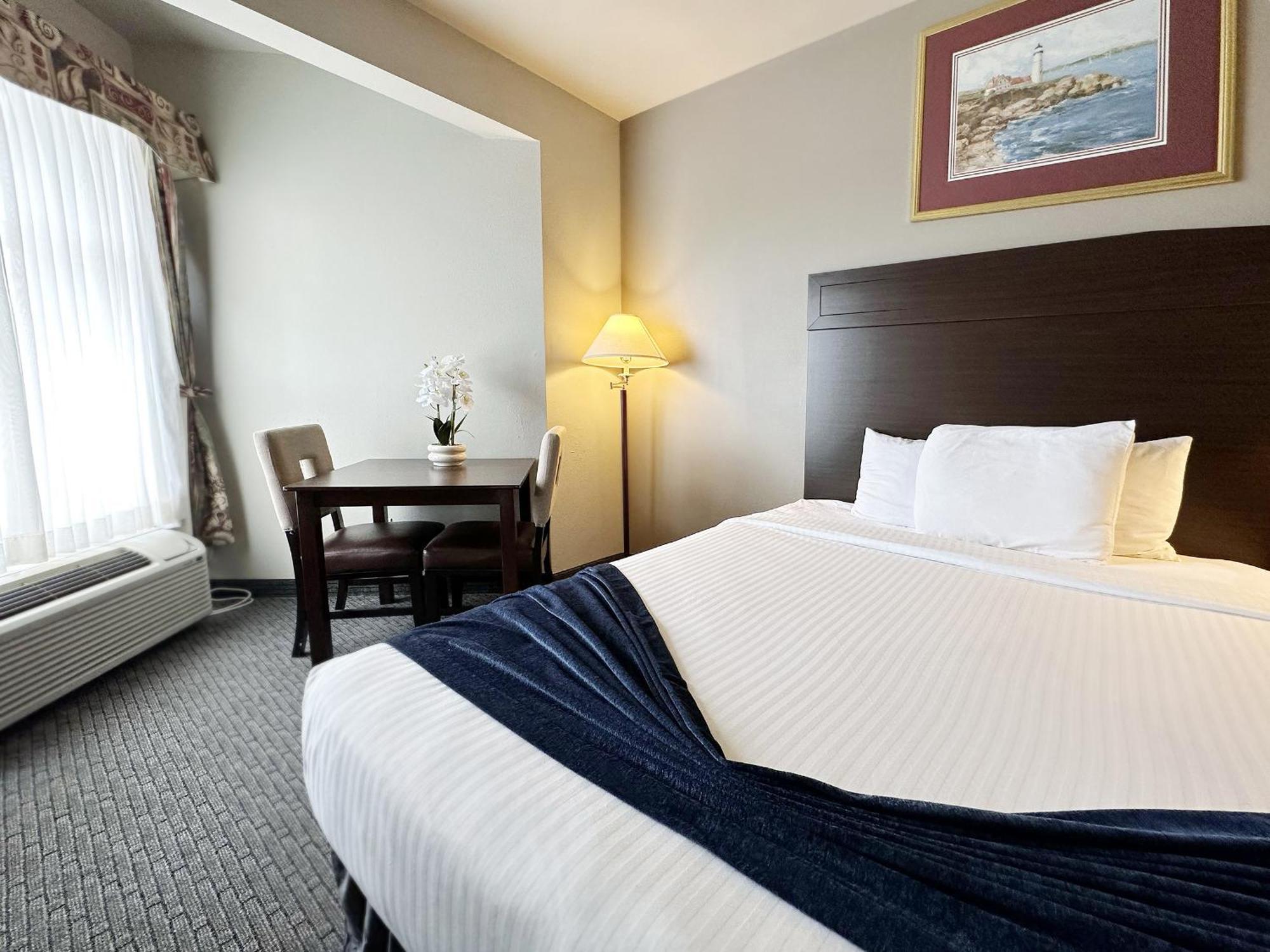 Queen Room Two Queen Beds