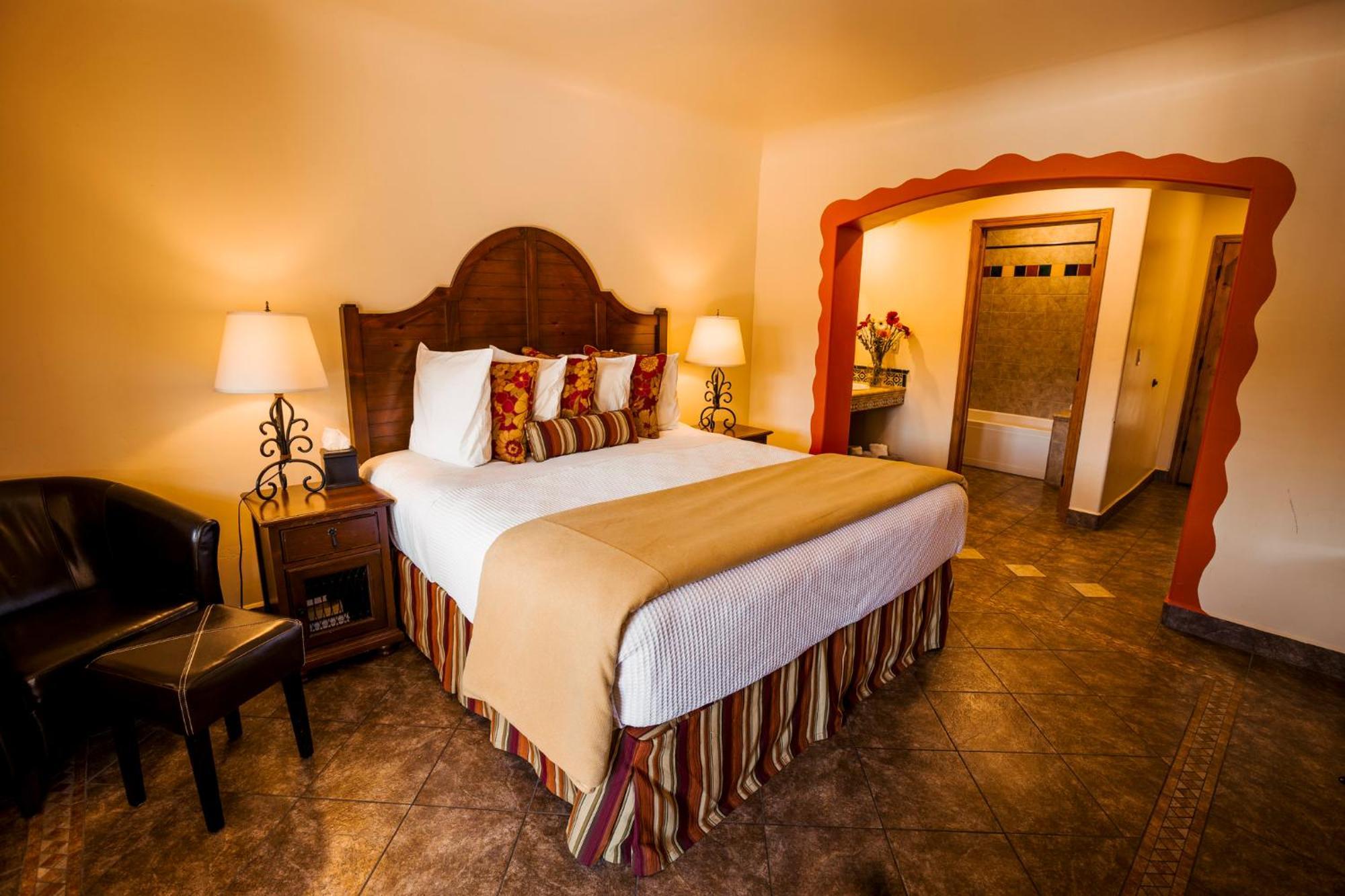 Suite with Pool View,1599661778:JPEG