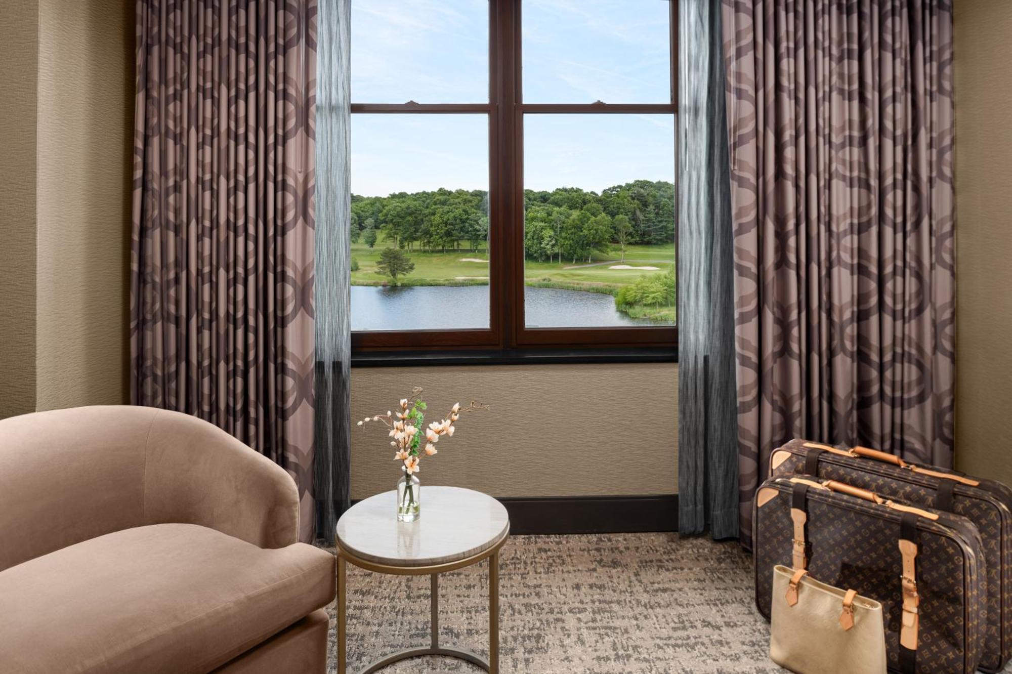 One-Bedroom Suite