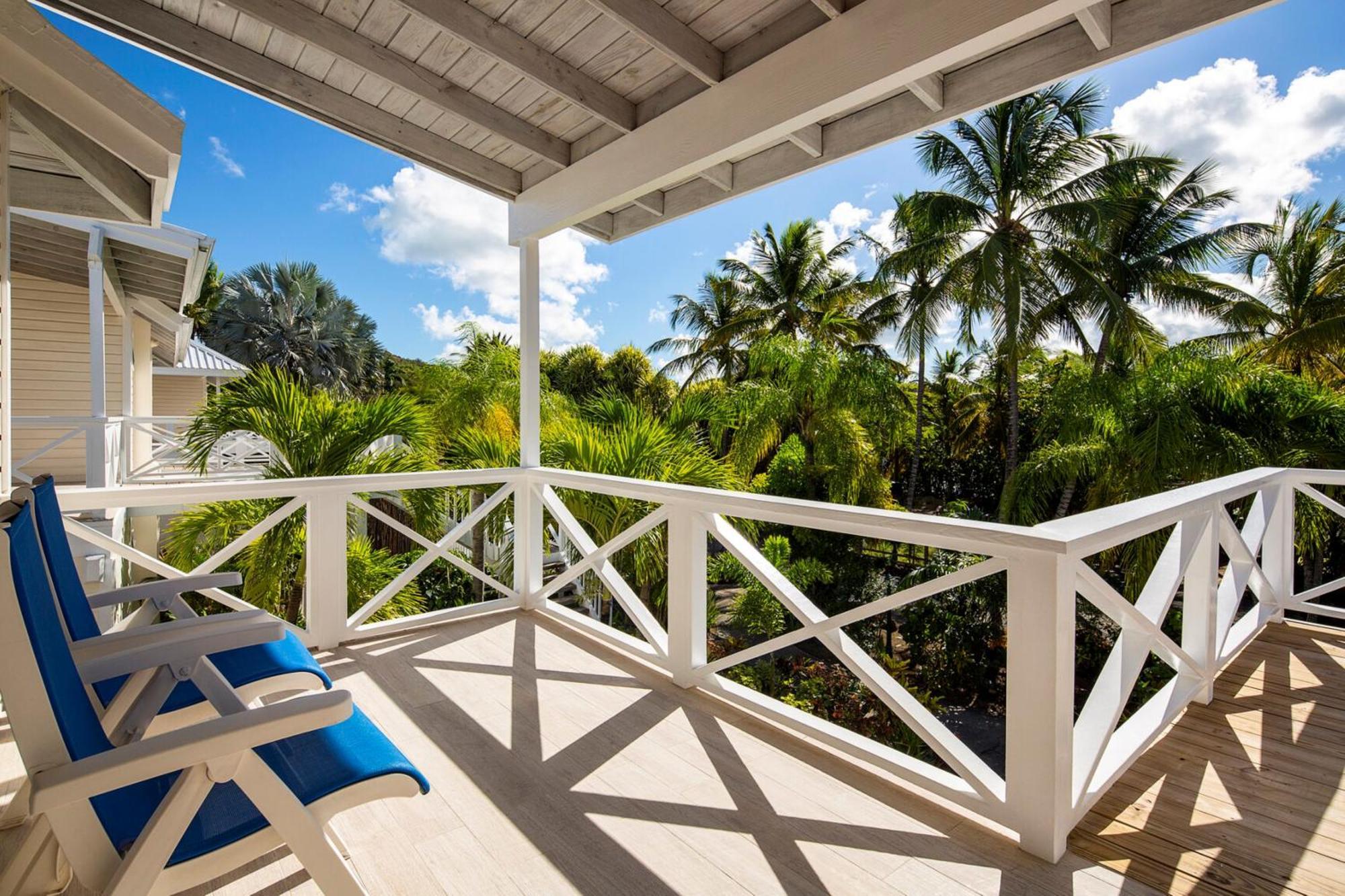 Deluxe Beachfront Room