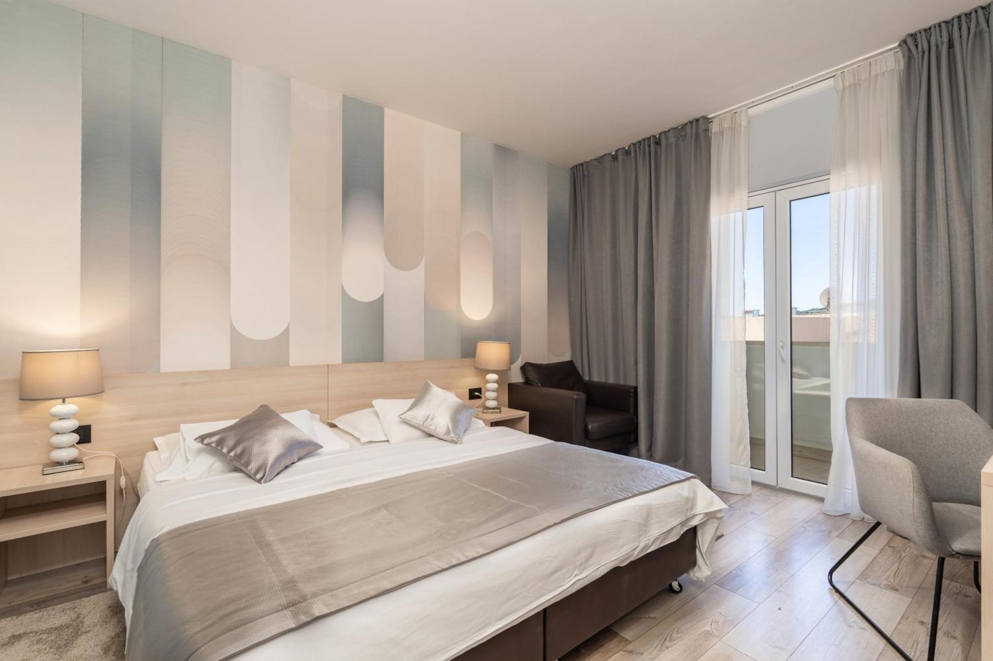 Double Room Balcony Sea View