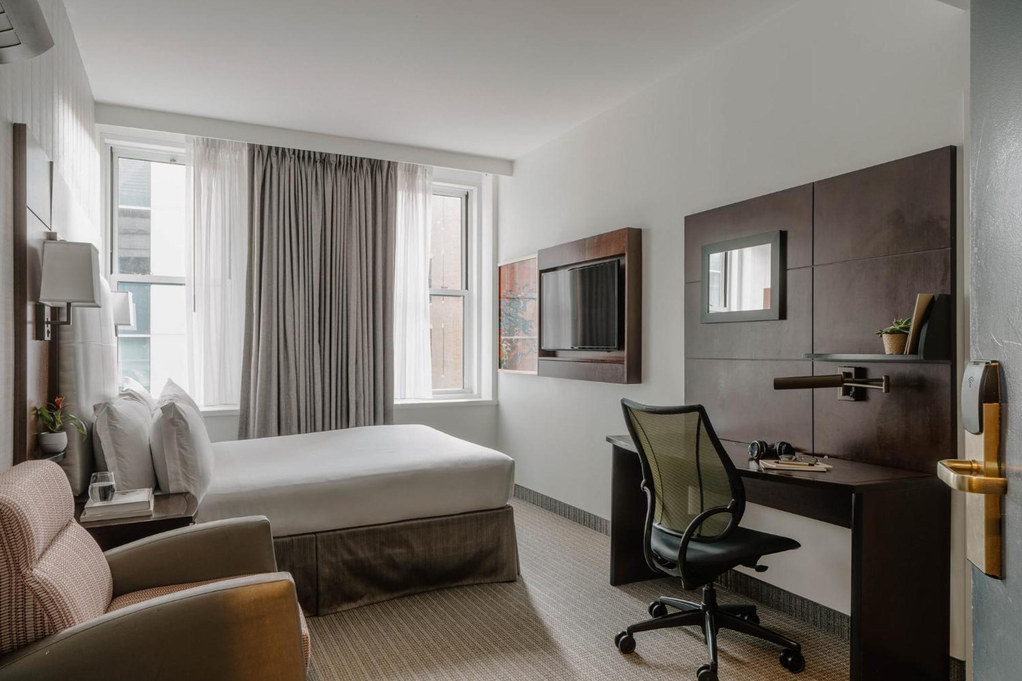 Standard Queen Room,1602951065:JPEG