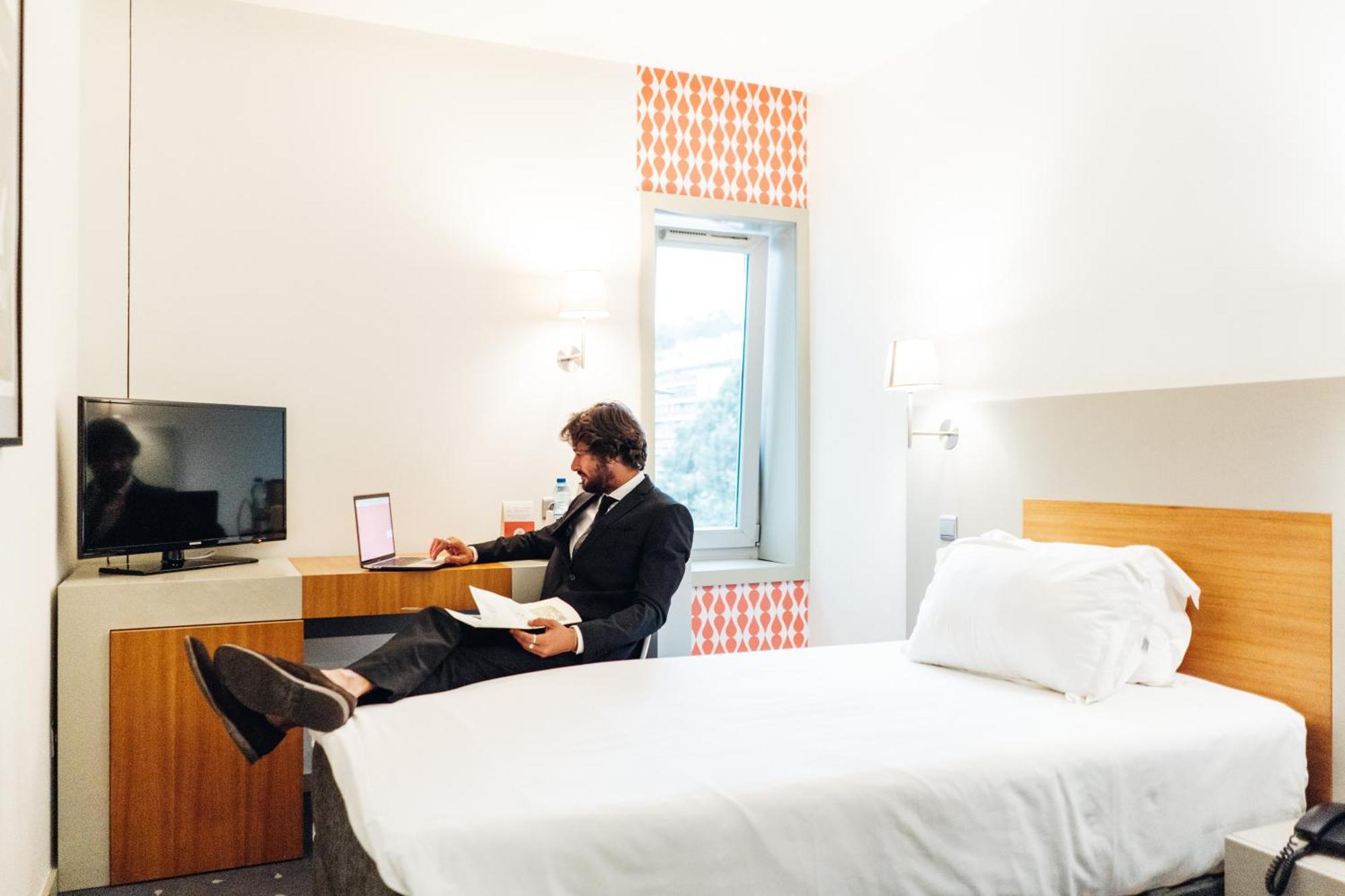 Standard Single Room,1602951517:JPEG