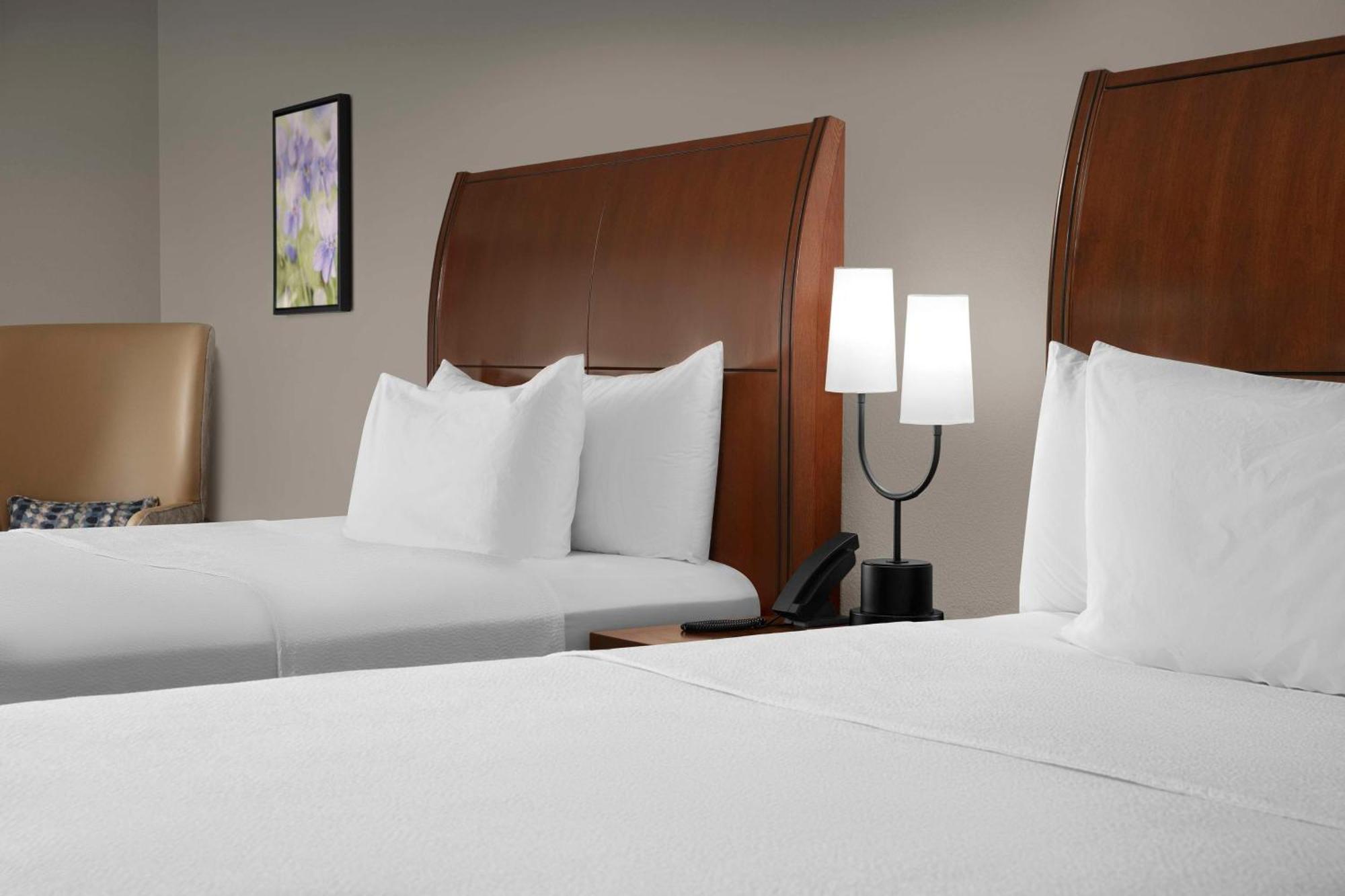 Queen Room Two Queen Beds Shower or Tub