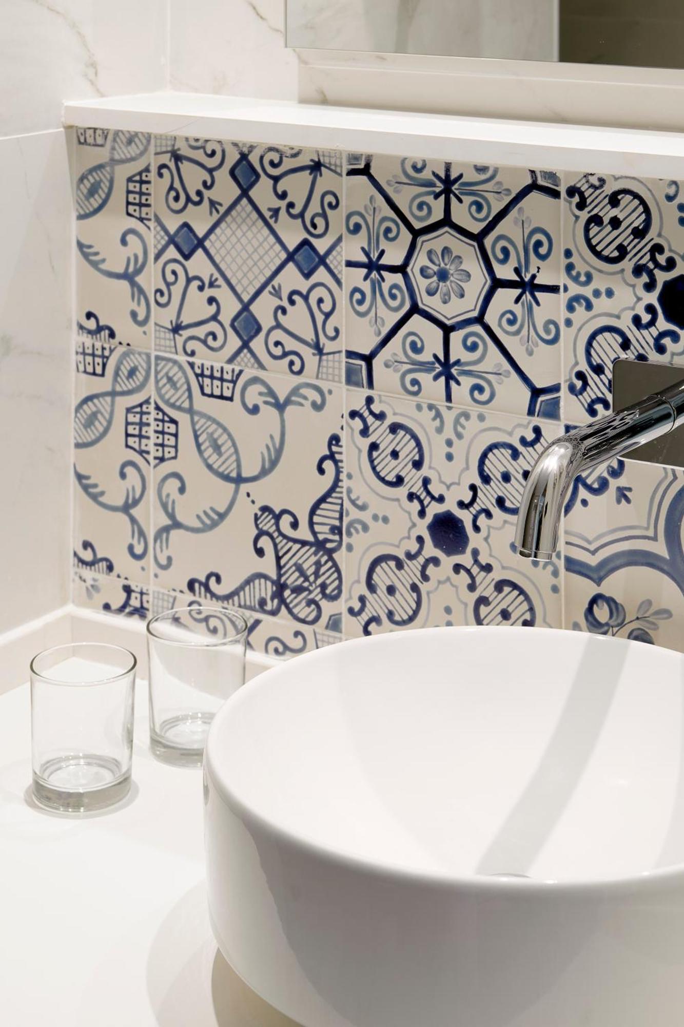 Premium Double Room with balcony and Sea View,1602957928:JPEG