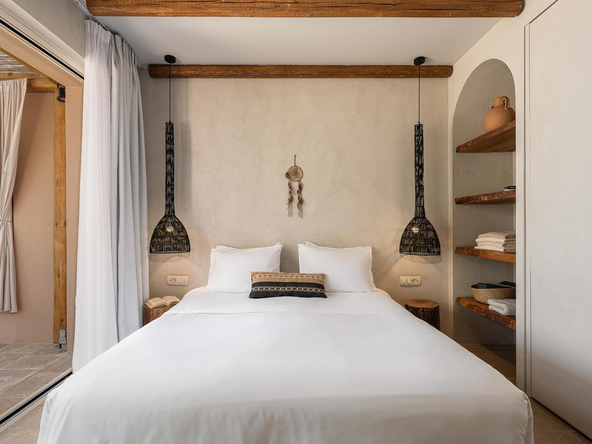 Double Room with Balcony and Sea View