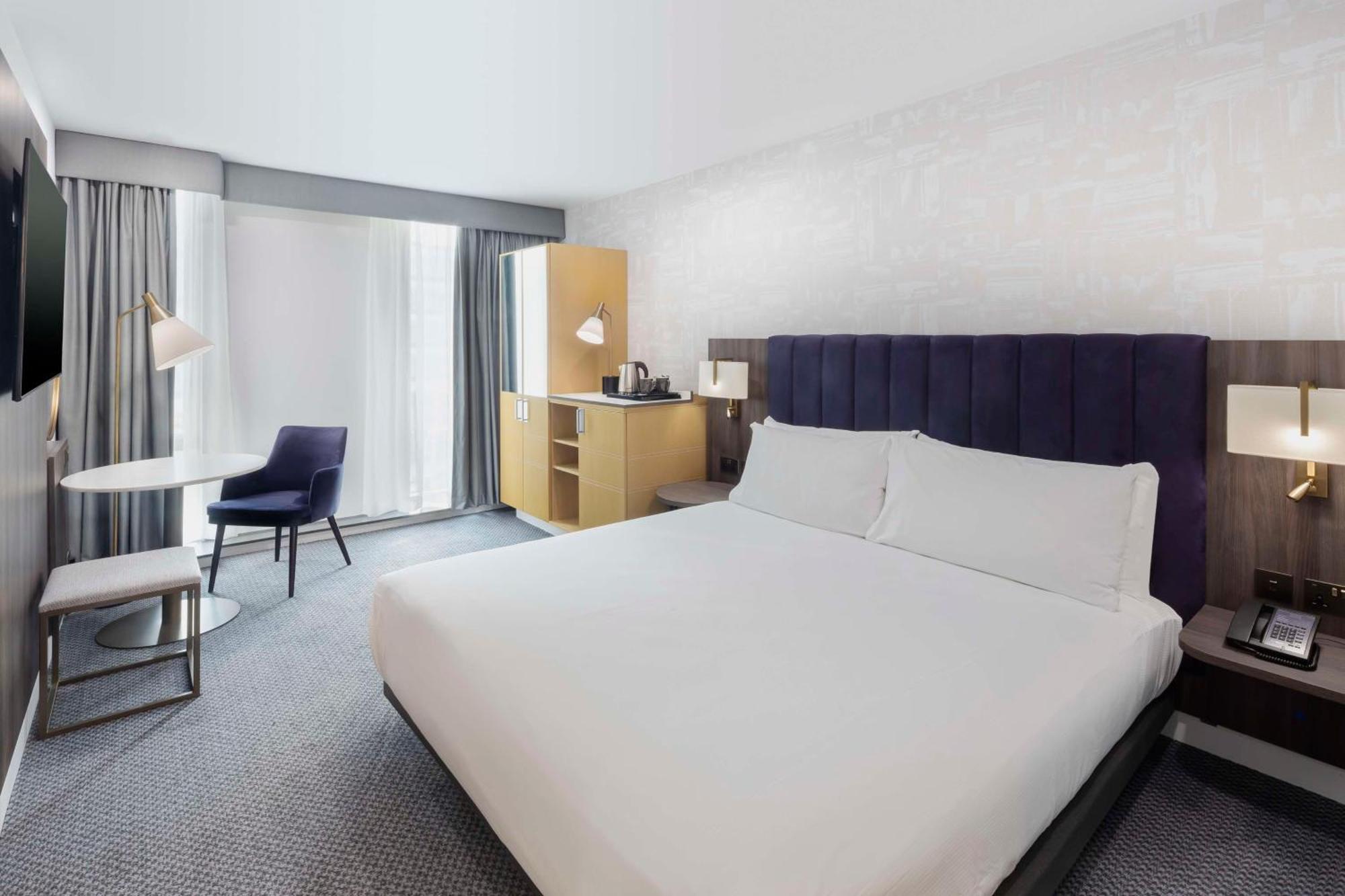 King Room Mobility Access