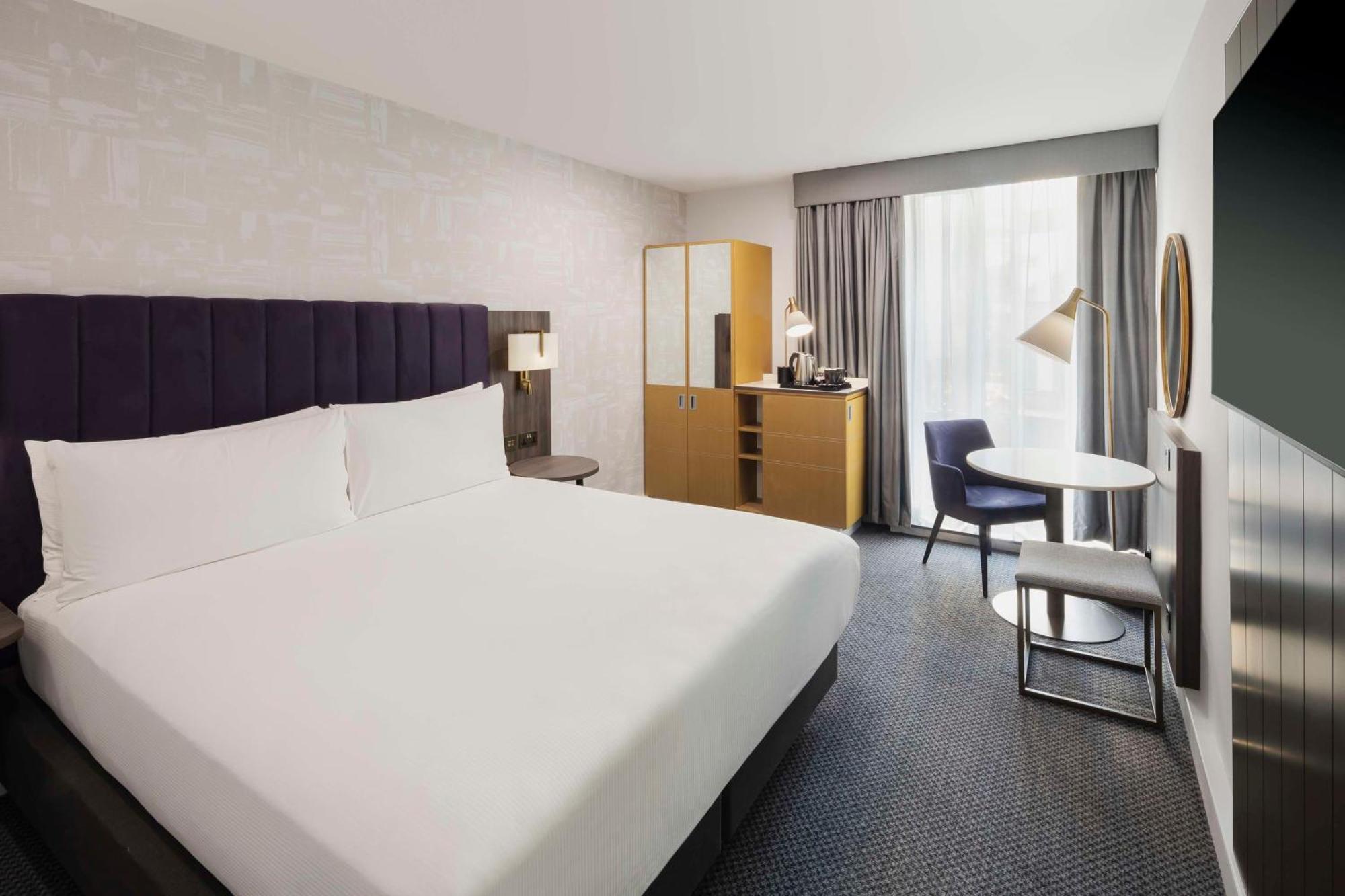 King Guest Room