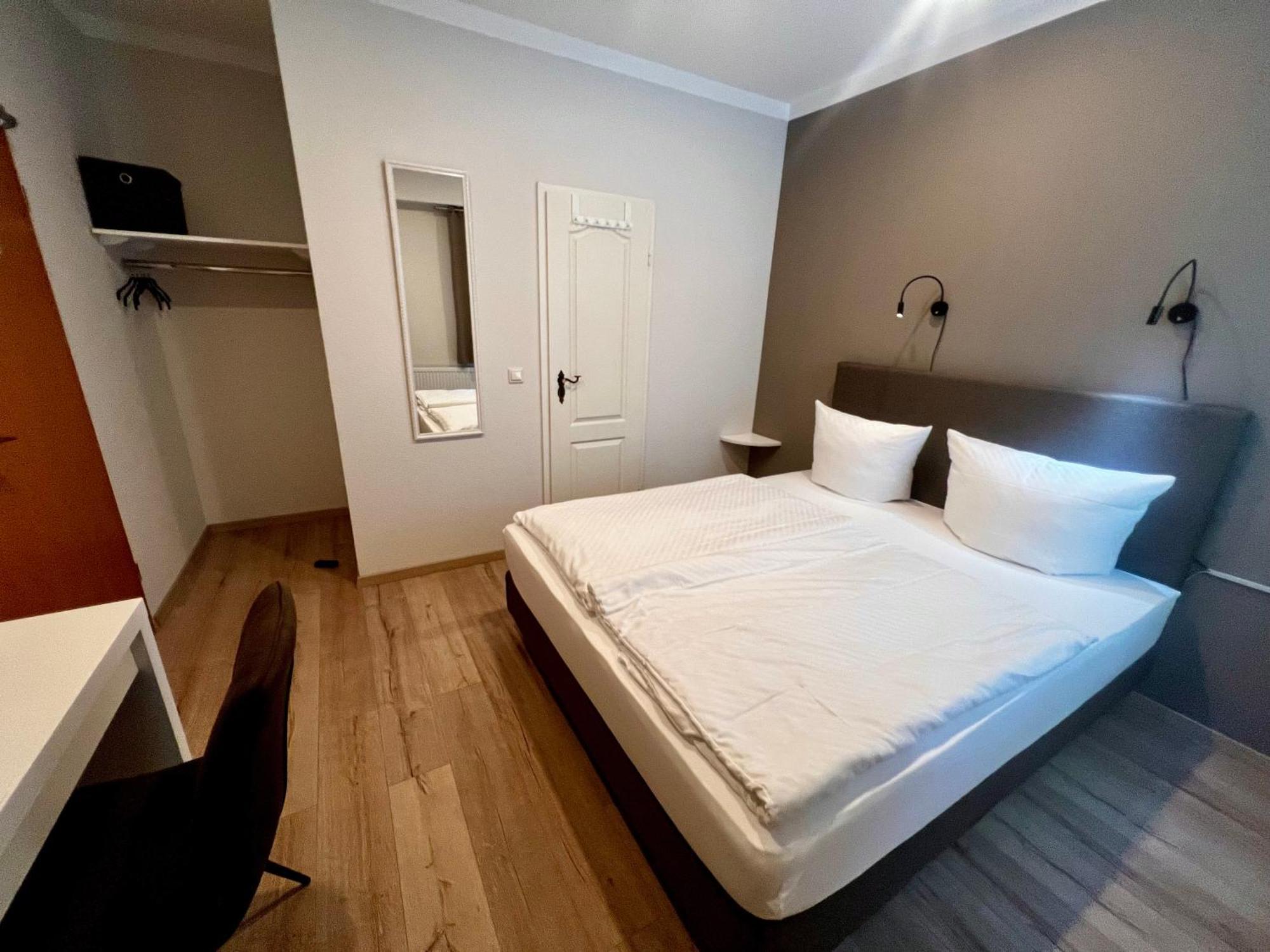 Doppelzimmer Standard "Gästehaus",1605373325:JPEG