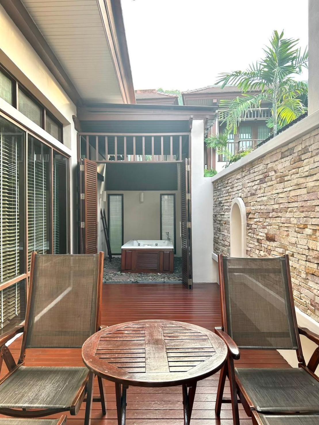 Villa Spa Bath