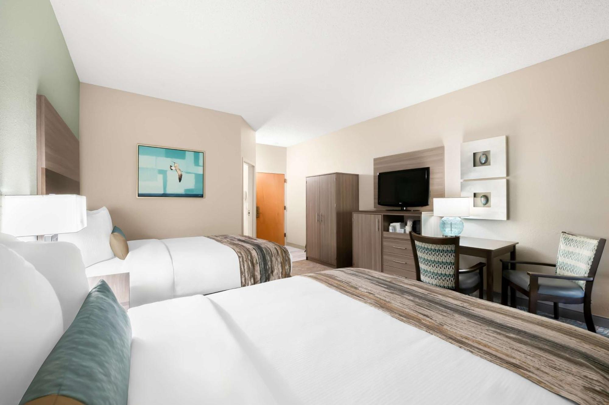 Queen Room with Two Queen Beds - Non-Smoking,1606559941:JPEG