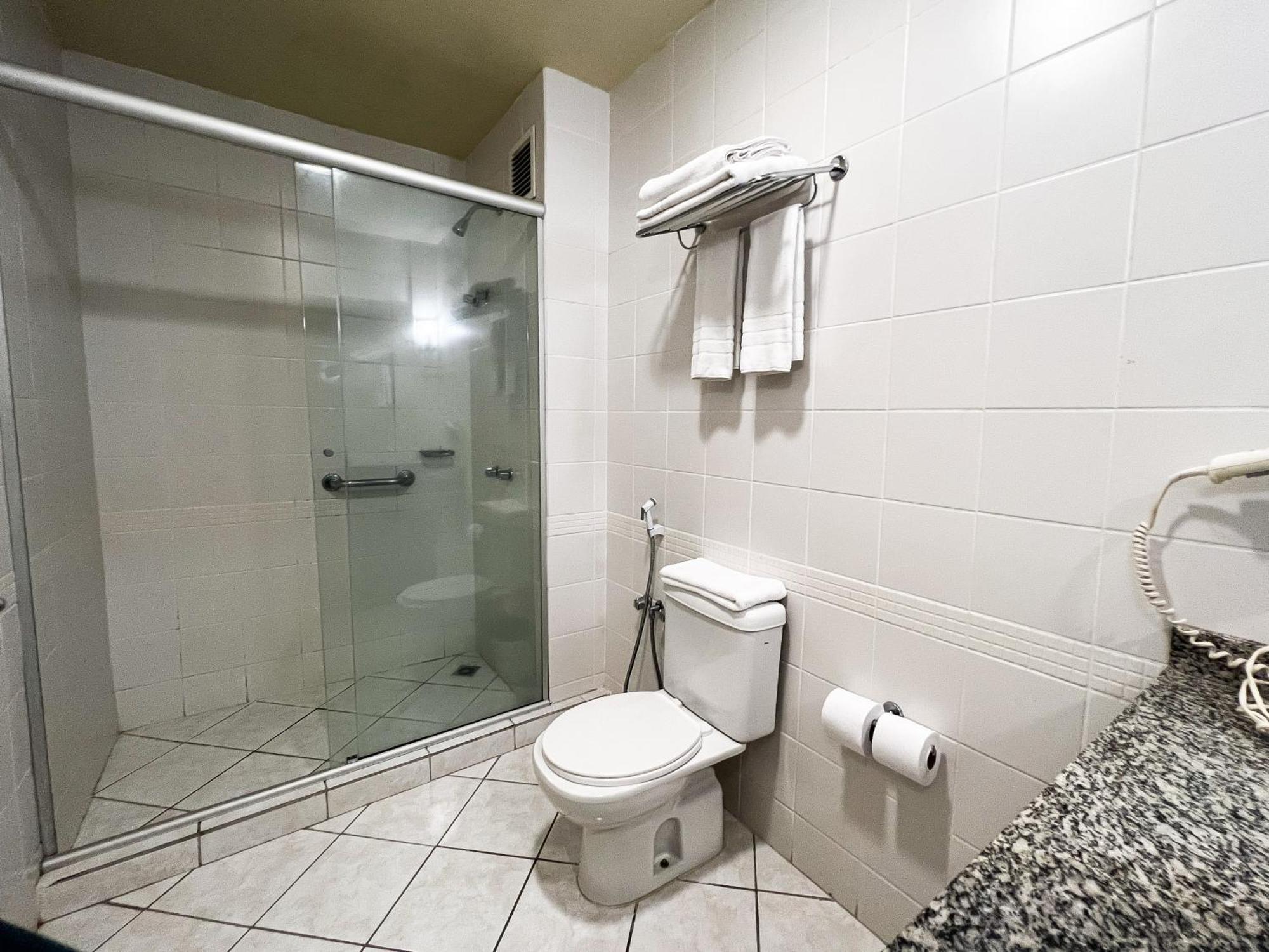 Superior Family Room,1687466284:JPEG